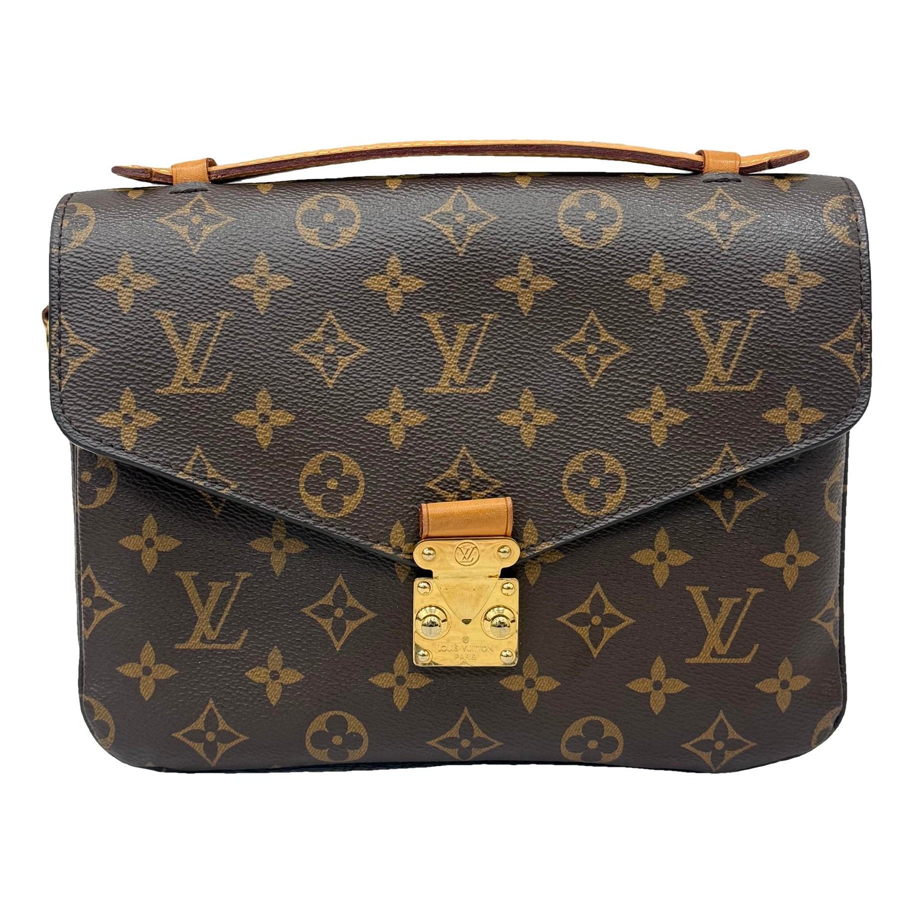 Metis leather handbag