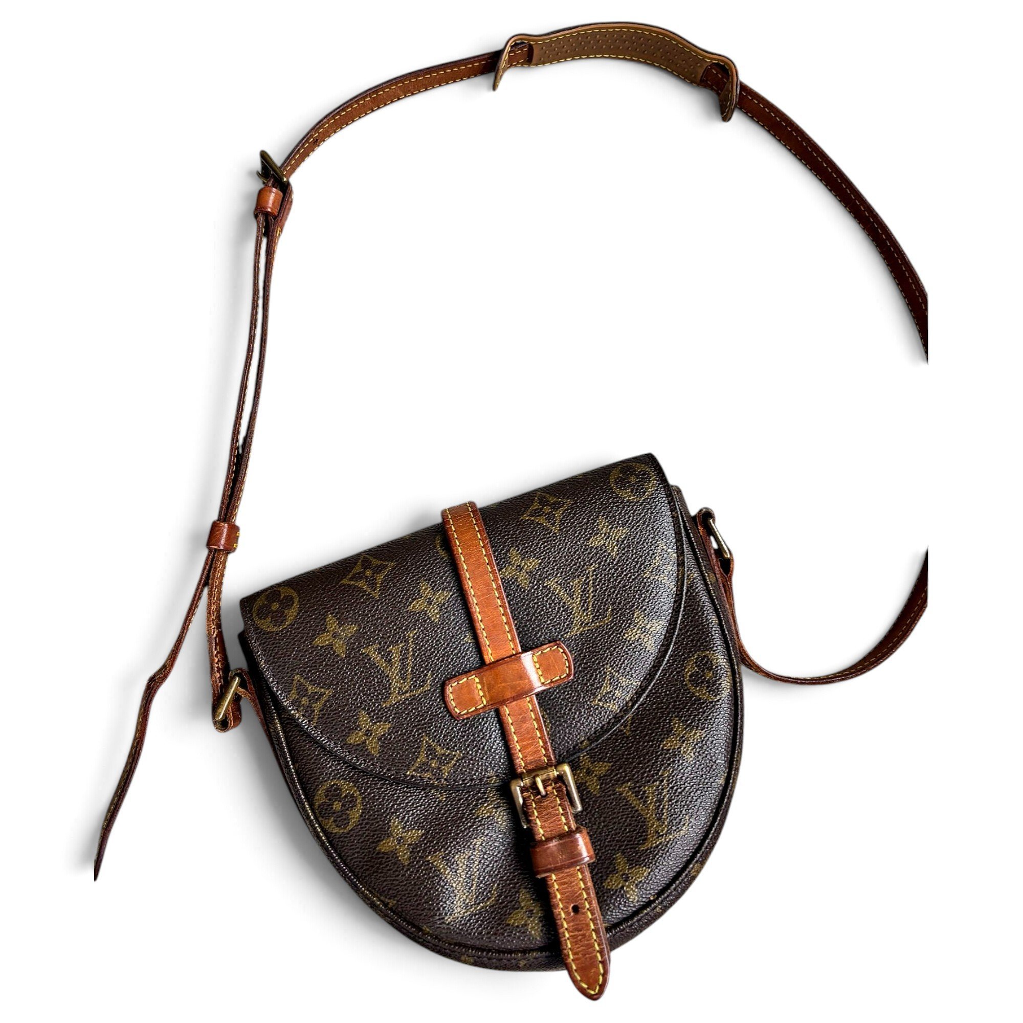 Chantilly leather crossbody bag
