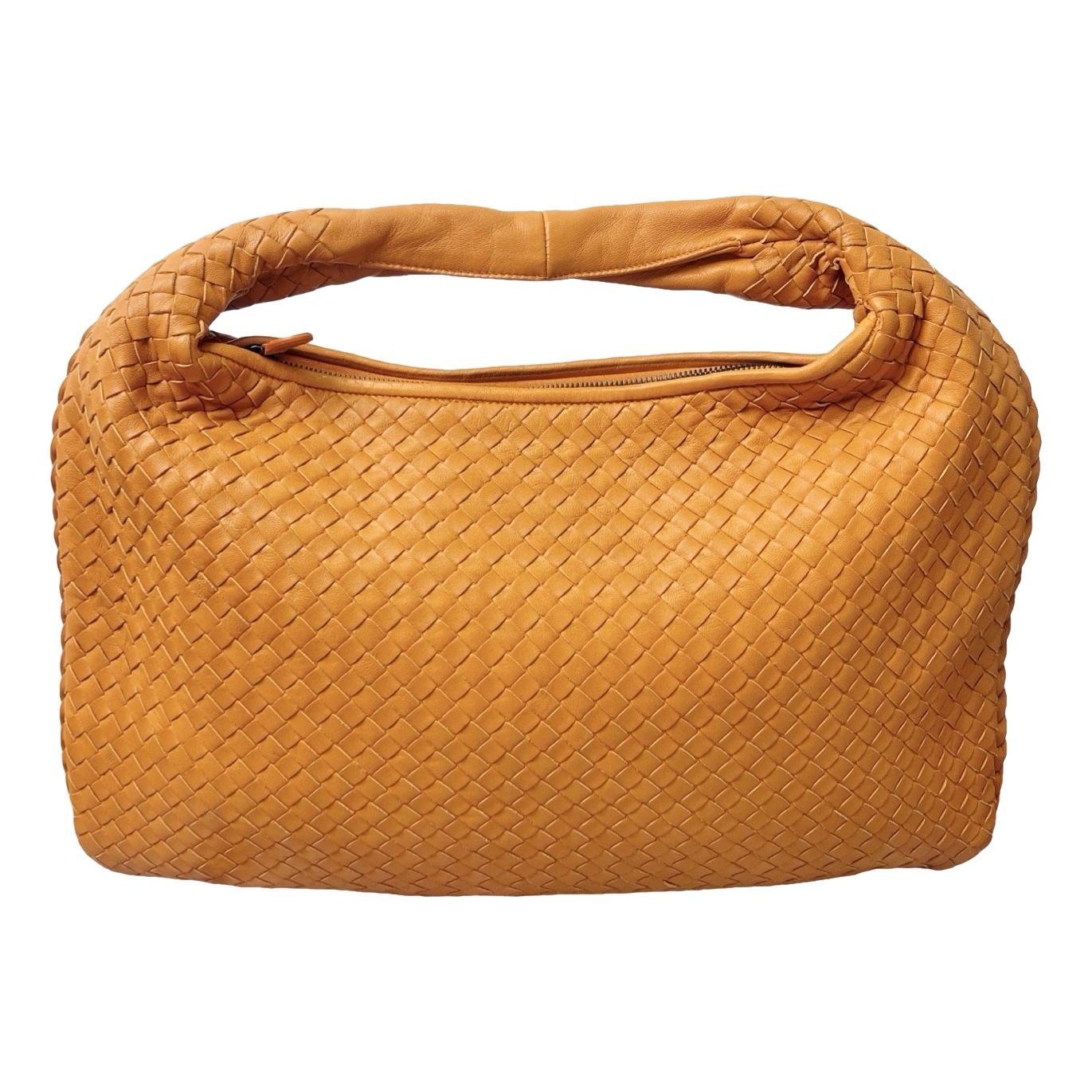 Veneta leather handbag