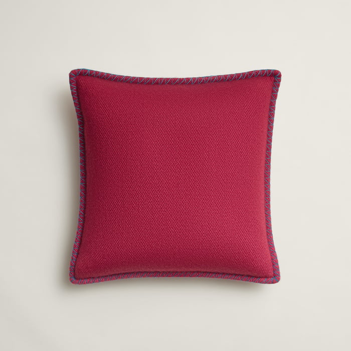 Carmin Altitude Pillow