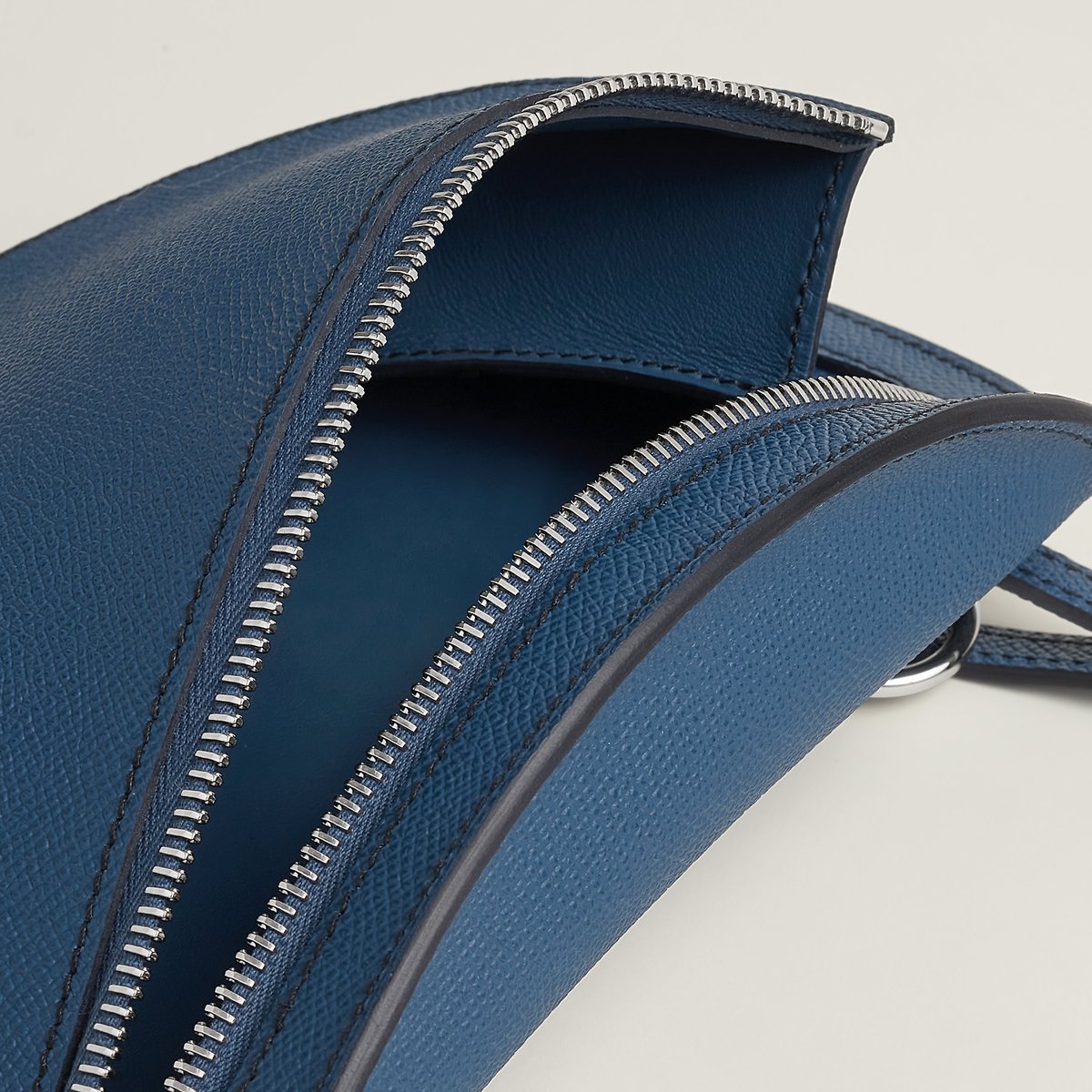 Petite Course stitch bag