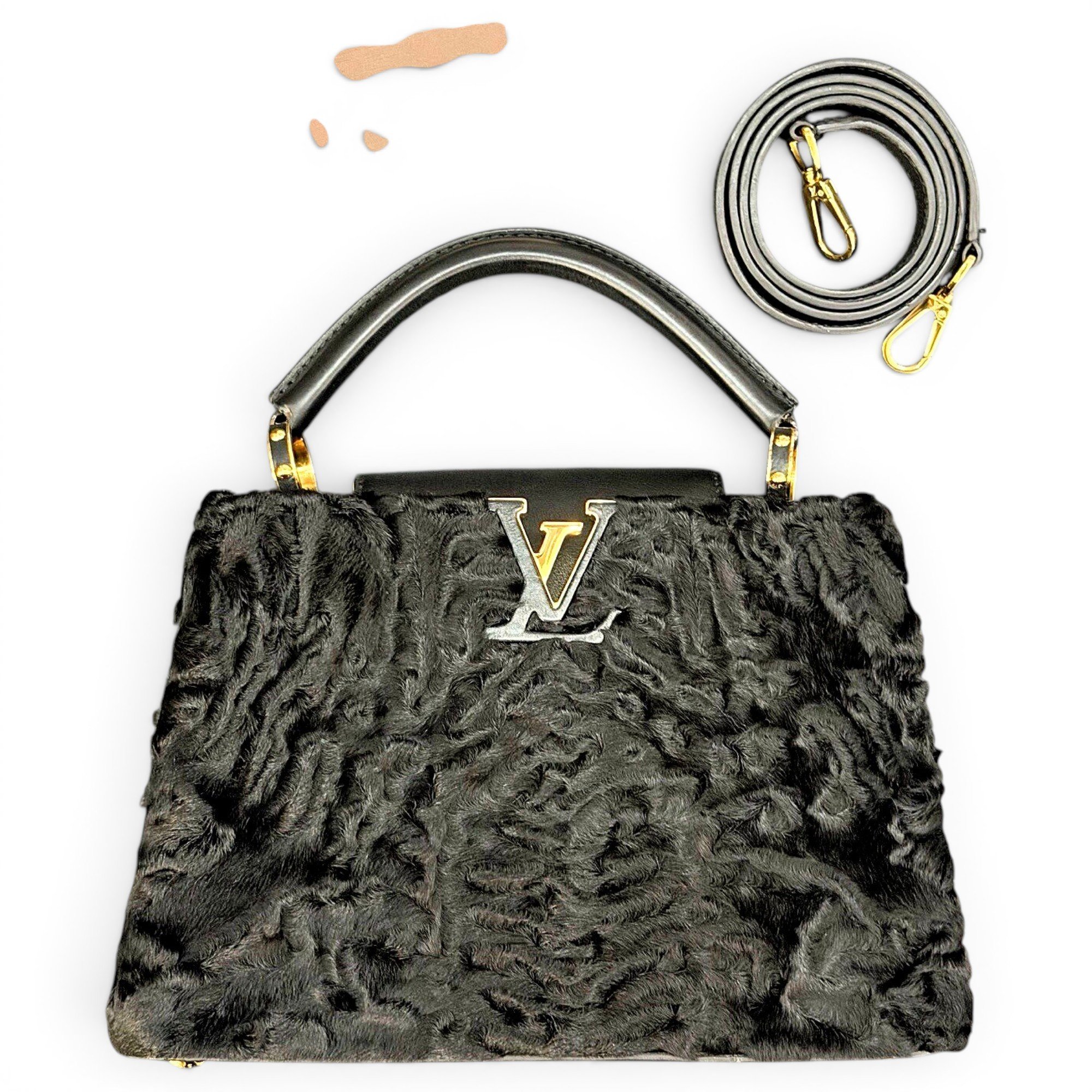 Capucines leather handbag