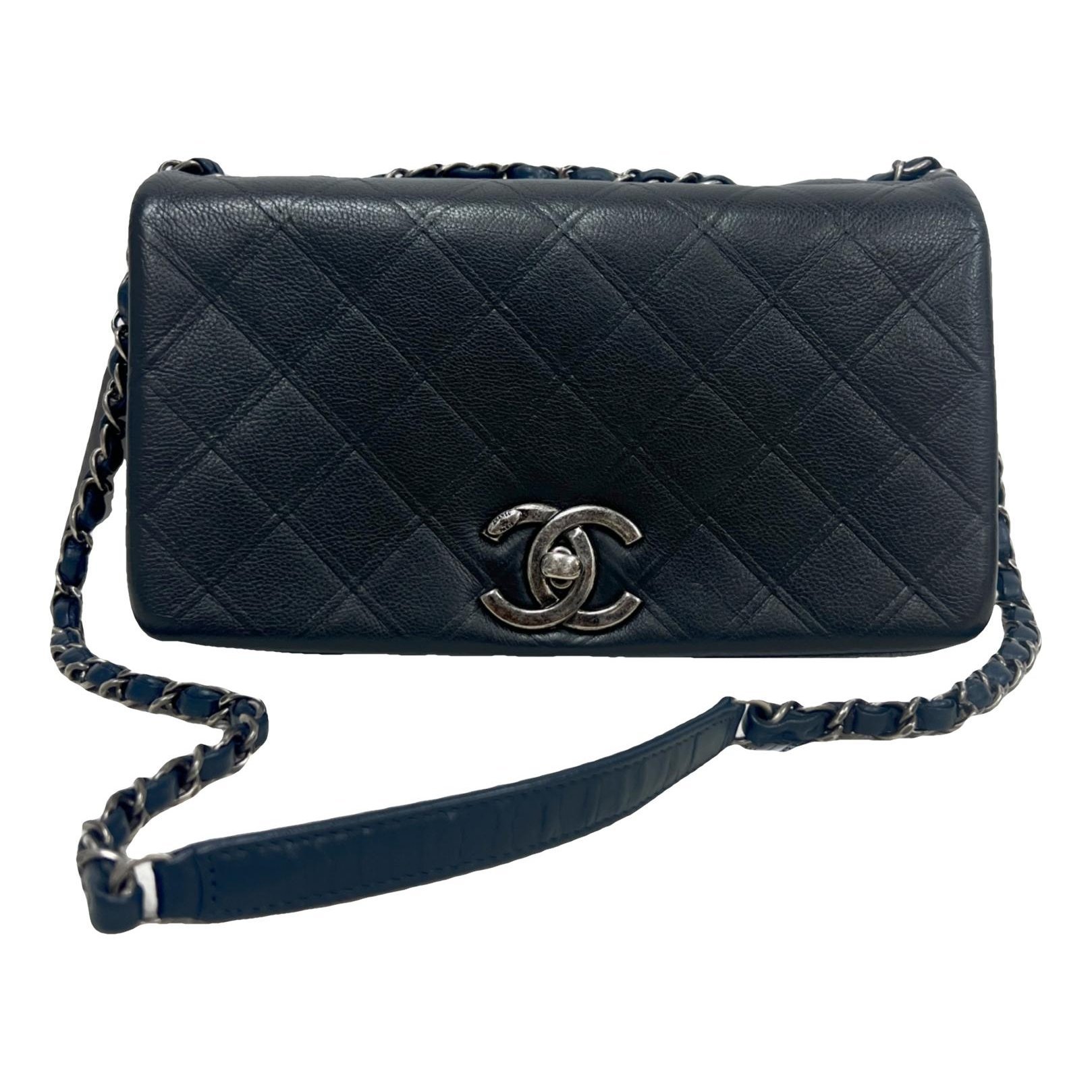 Timeless/Classique leather crossbody bag