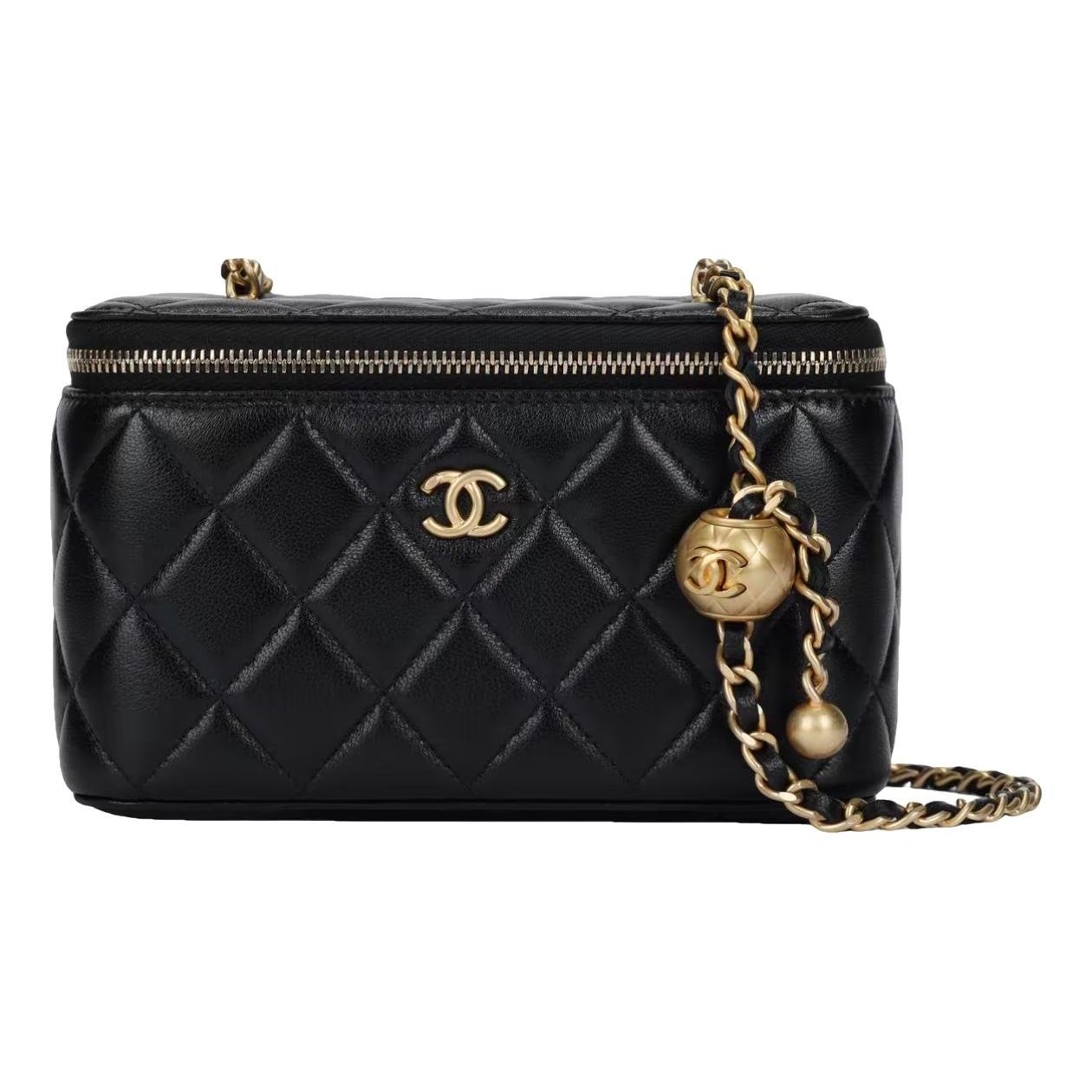 Timeless/Classique leather crossbody bag