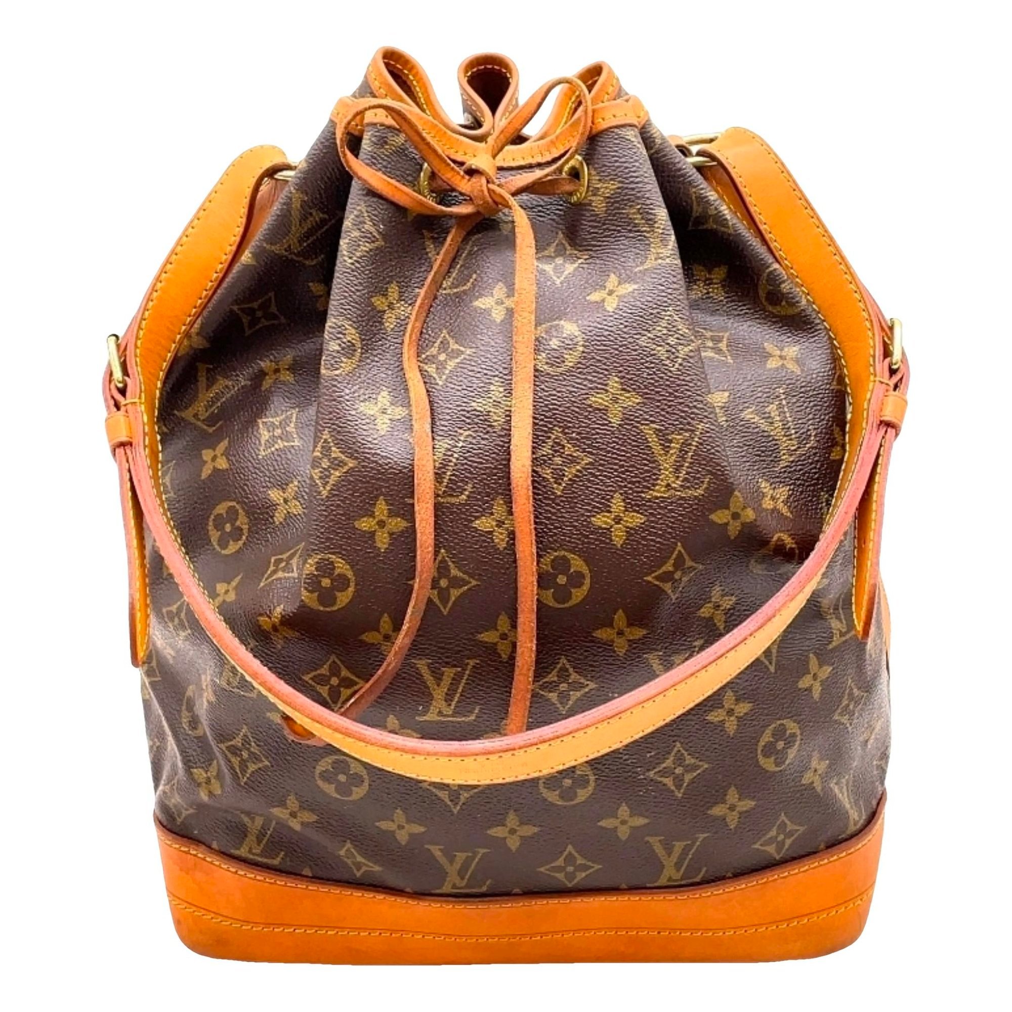 Noé leather handbag