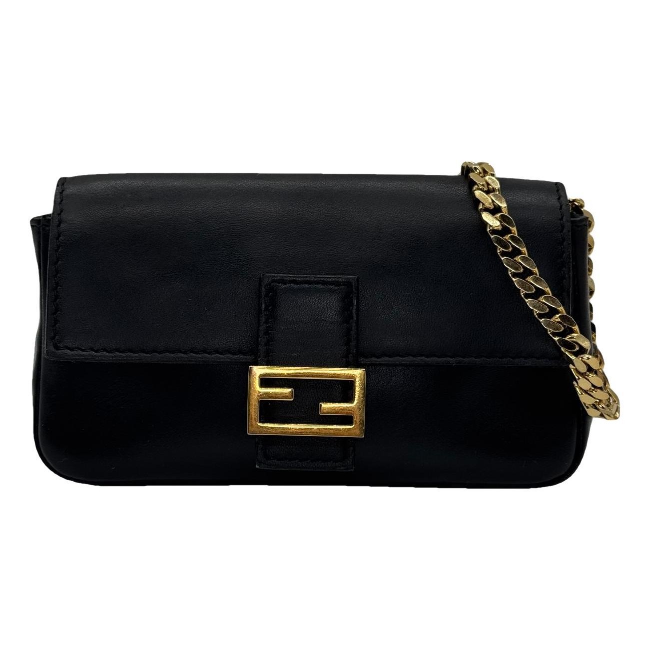 Baguette leather handbag
