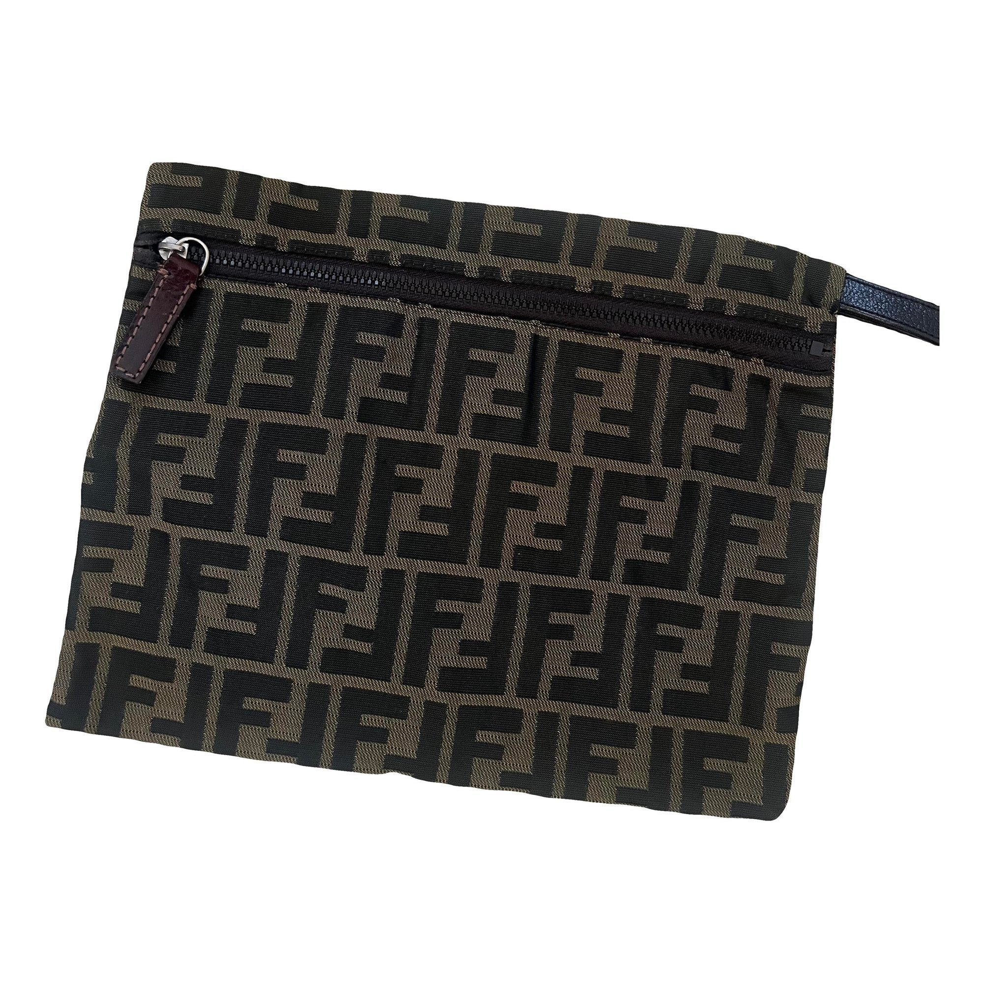 Cloth clutch bag