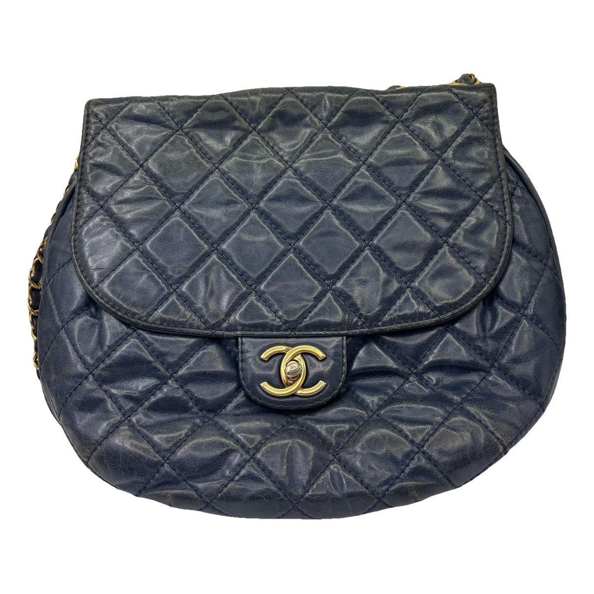 Chain Around leather bag