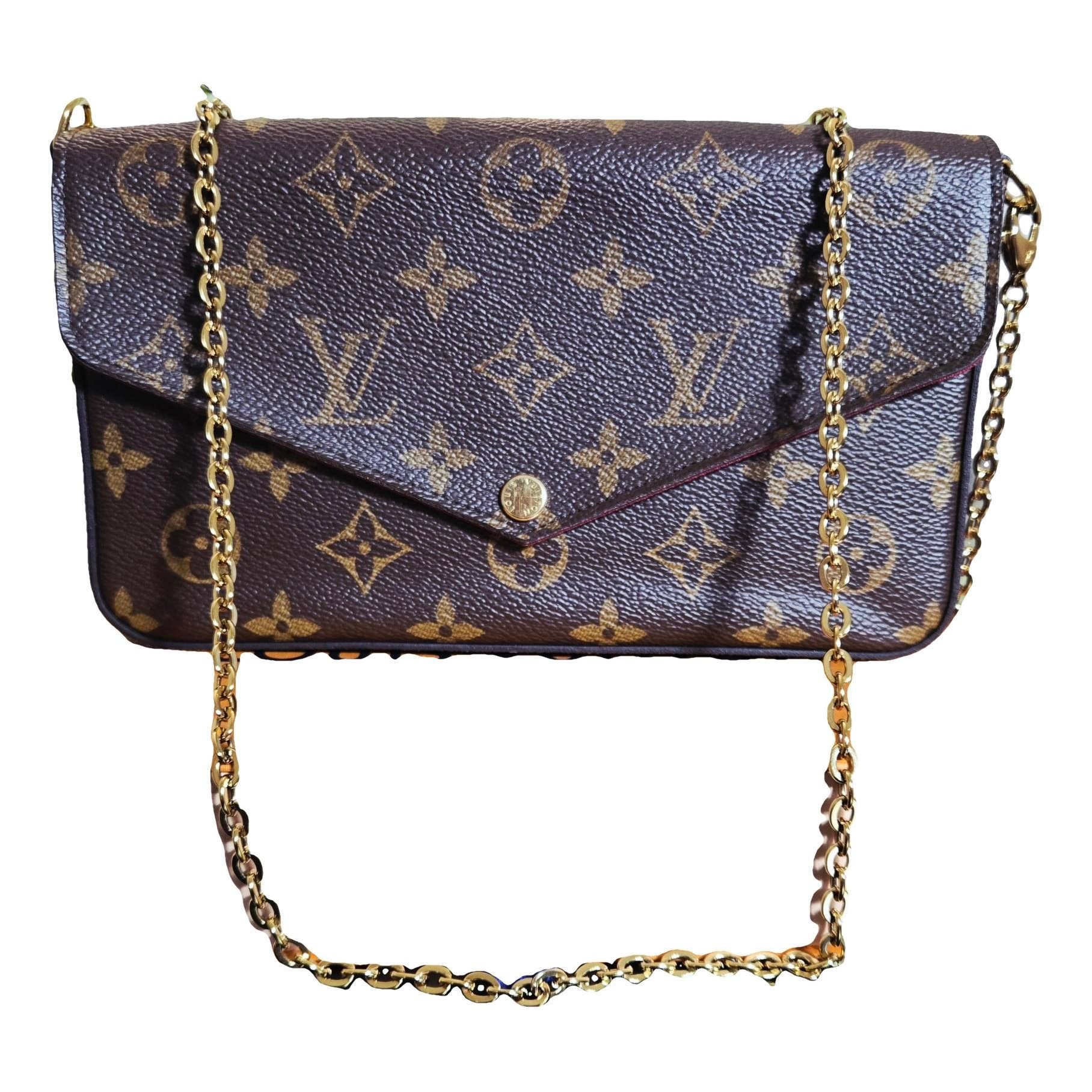 Leather clutch bag