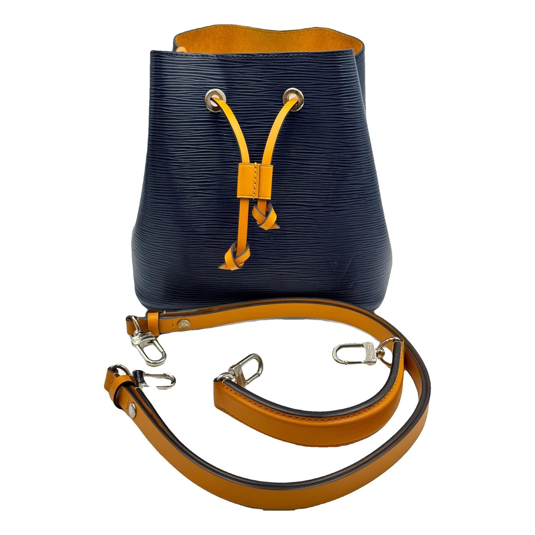 NéoNoé BB leather handbag