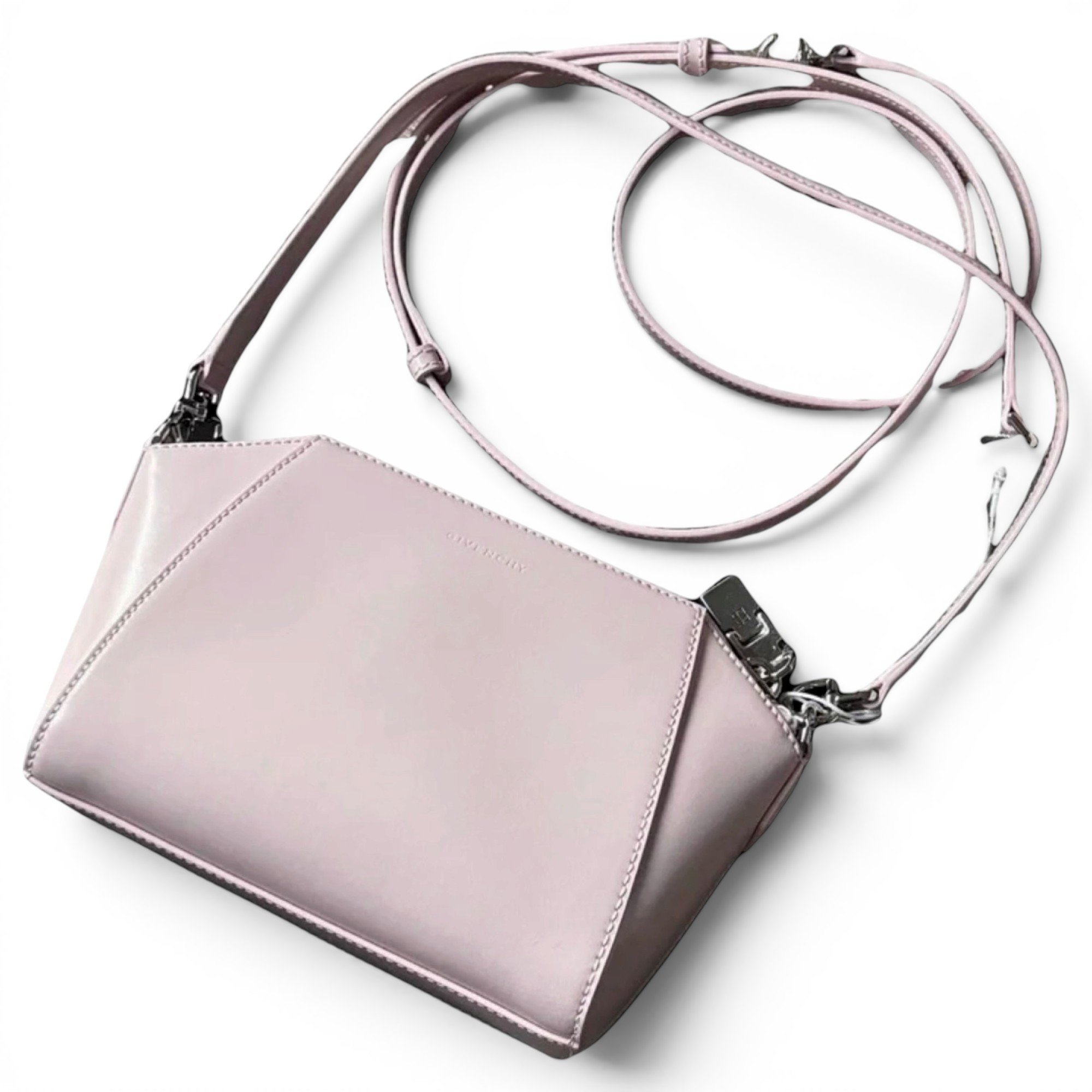Antigona leather handbag