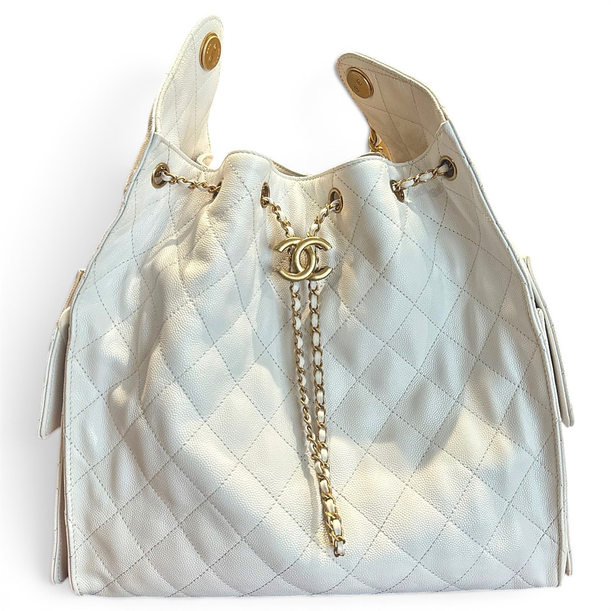 Chanel 25 leather handbag