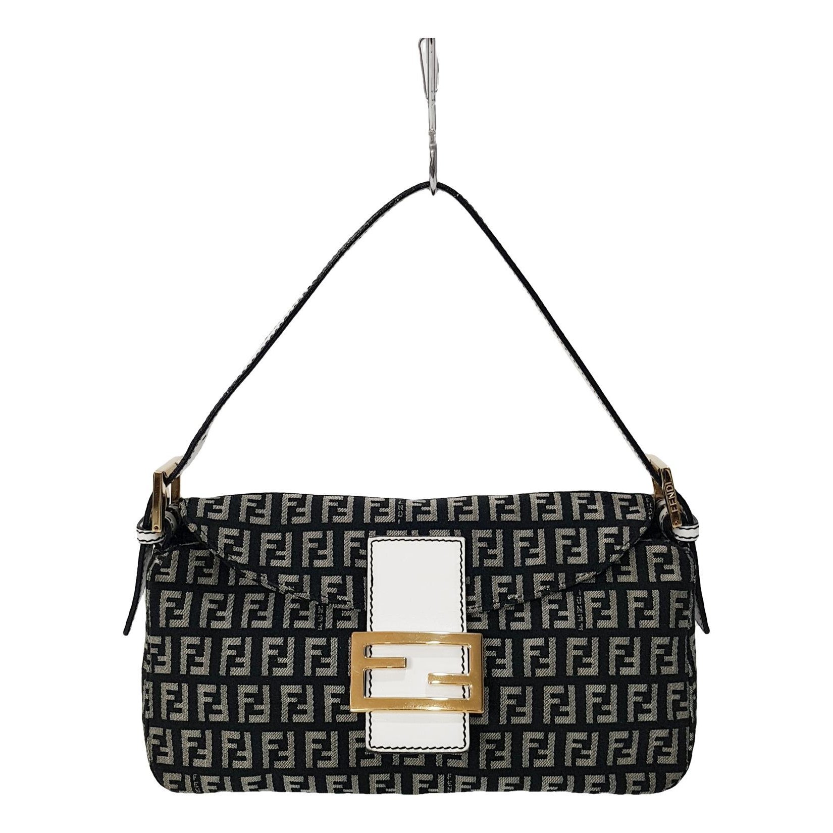 Baguette handbag