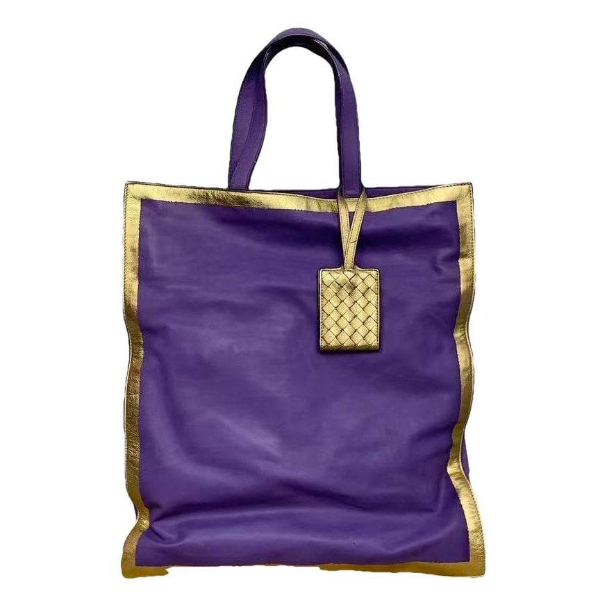 Leather tote