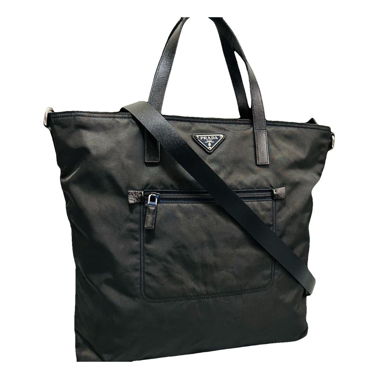 Leather tote