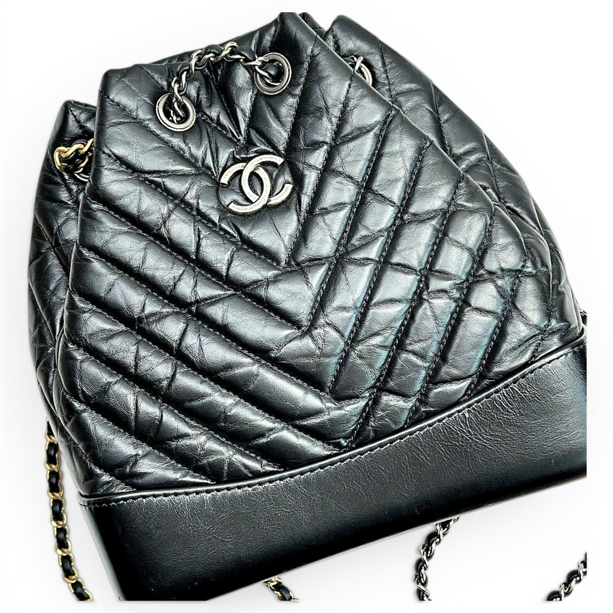 Gabrielle Bucket leather crossbody bag