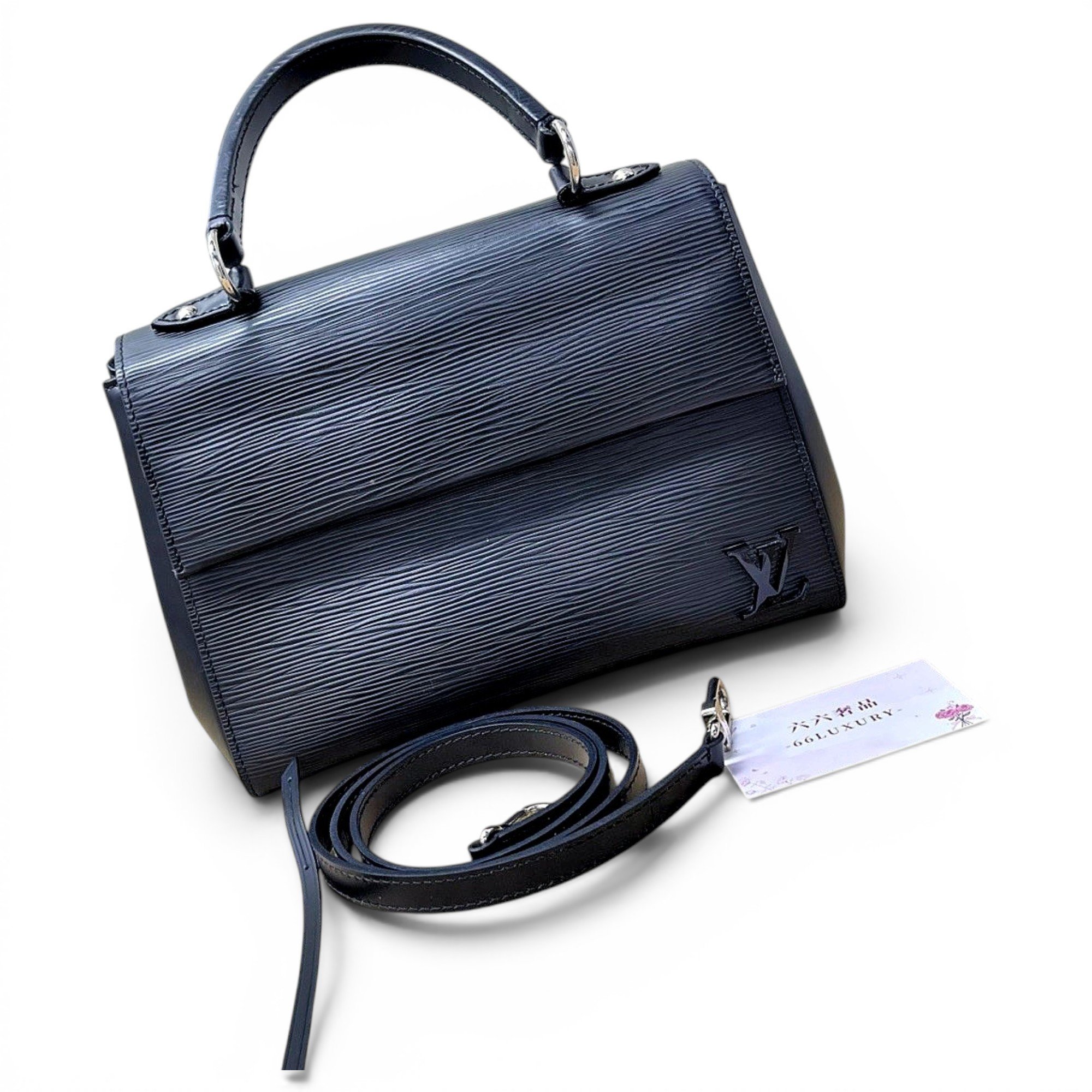 Louis Vuitton Cluny leather handbag