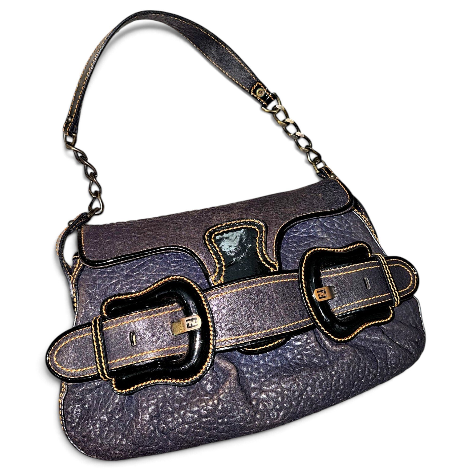 Baguette leather handbag
