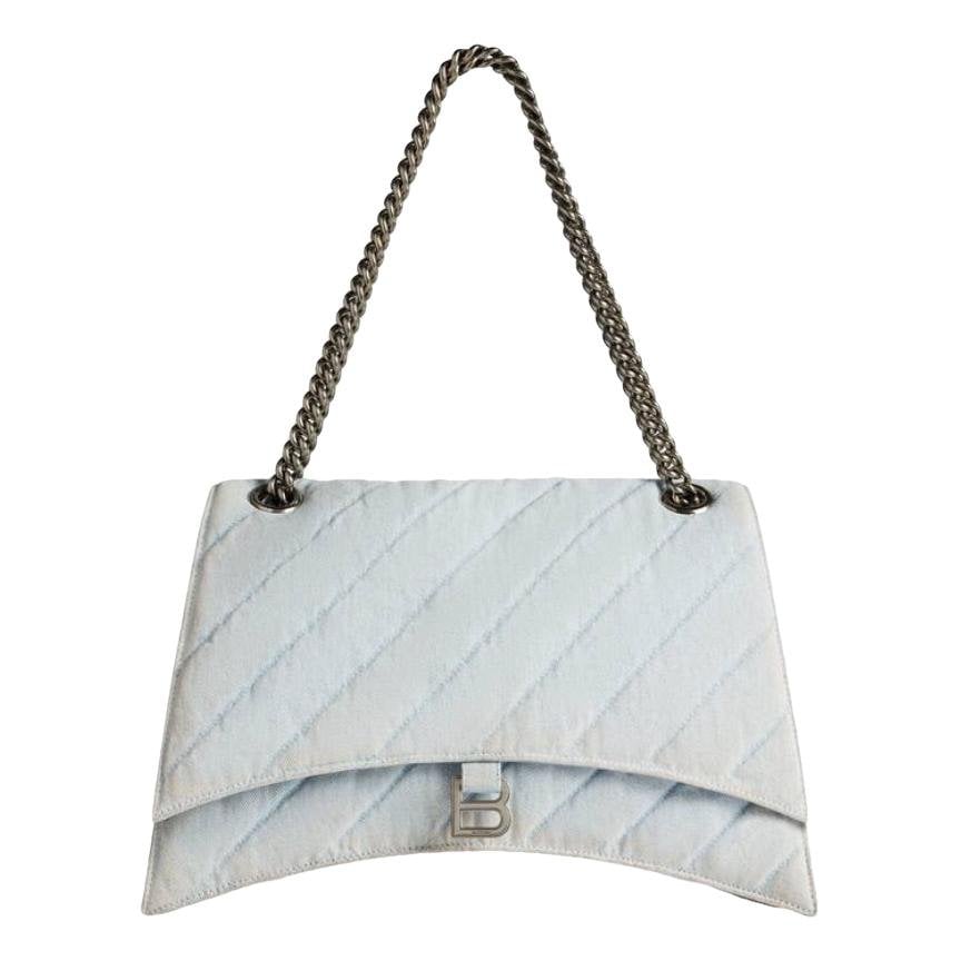 Crush cloth handbag