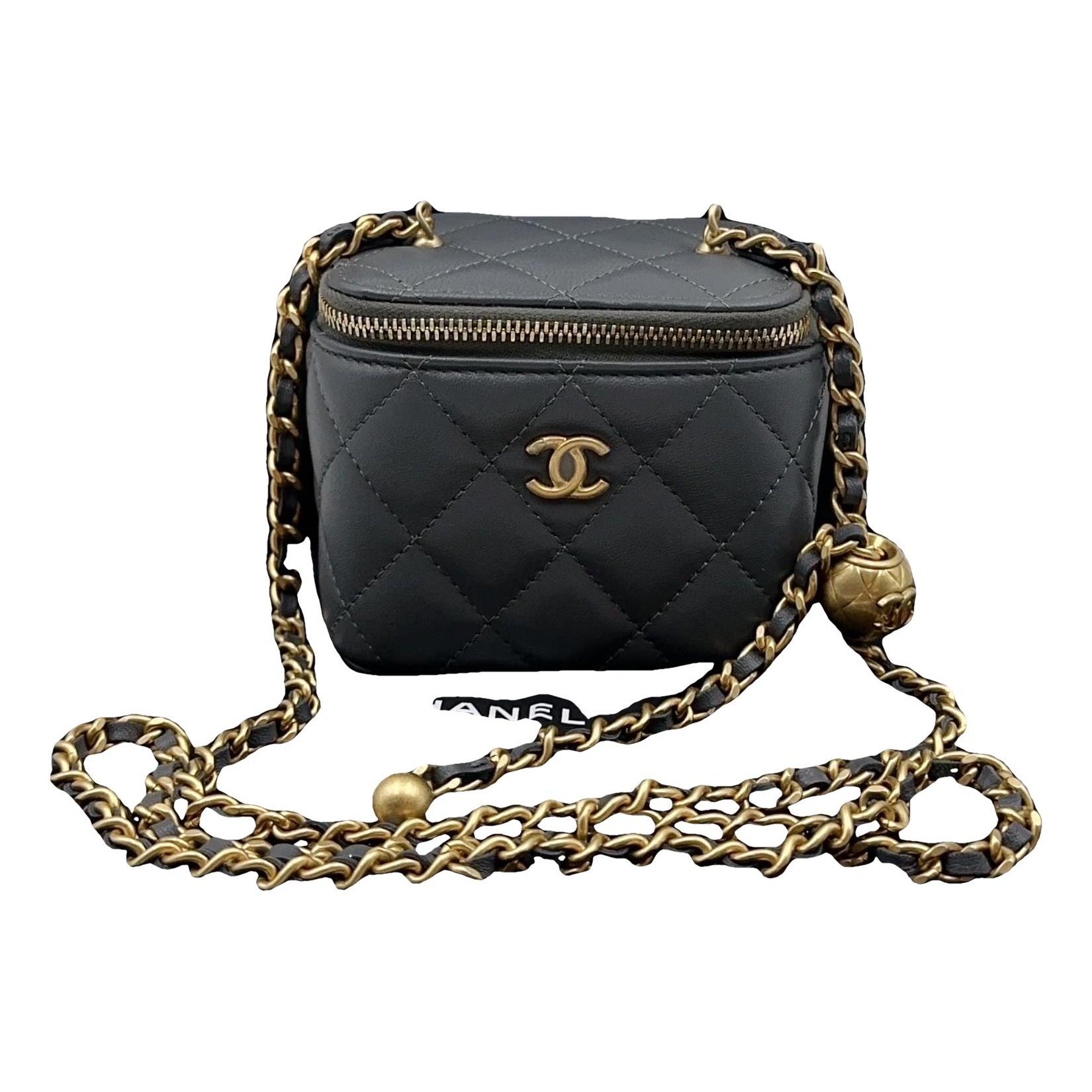 Trendy CC Vanity leather handbag