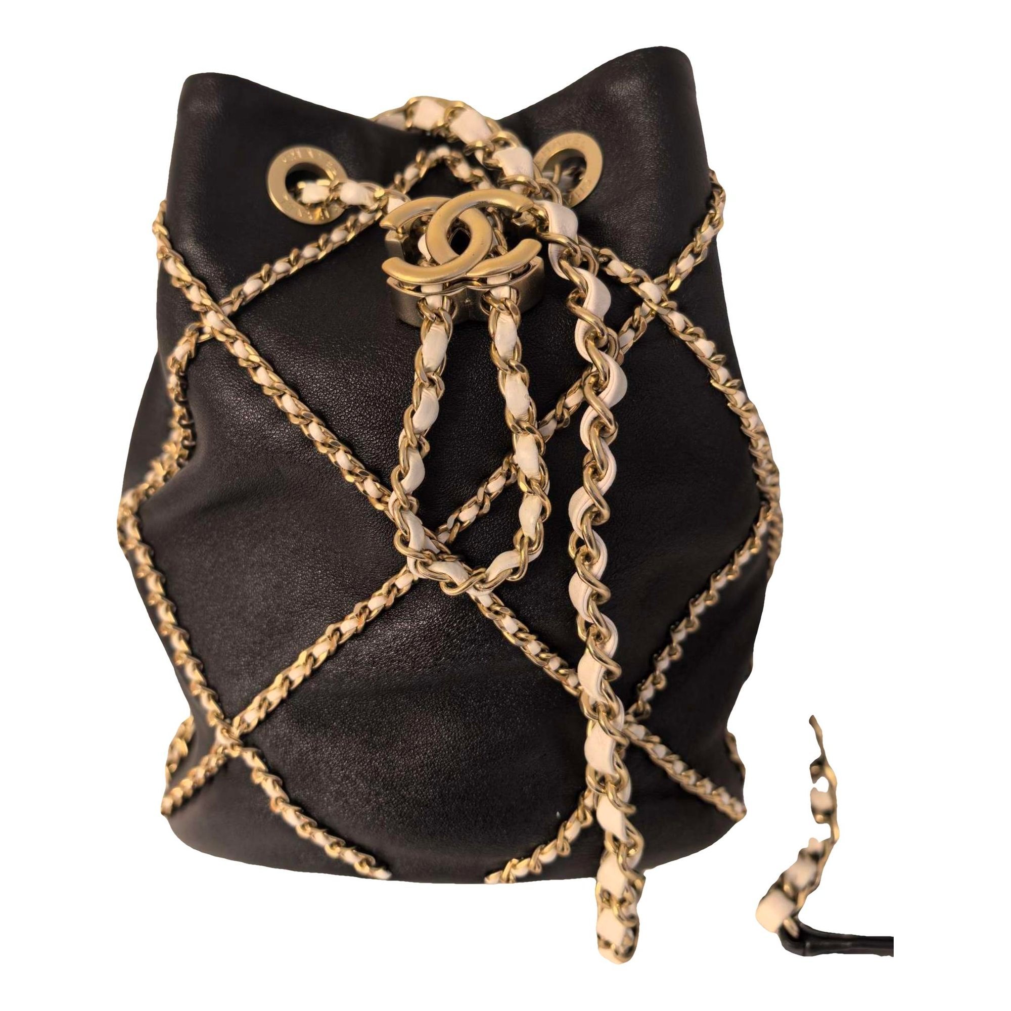 Gabrielle Bucket leather crossbody bag