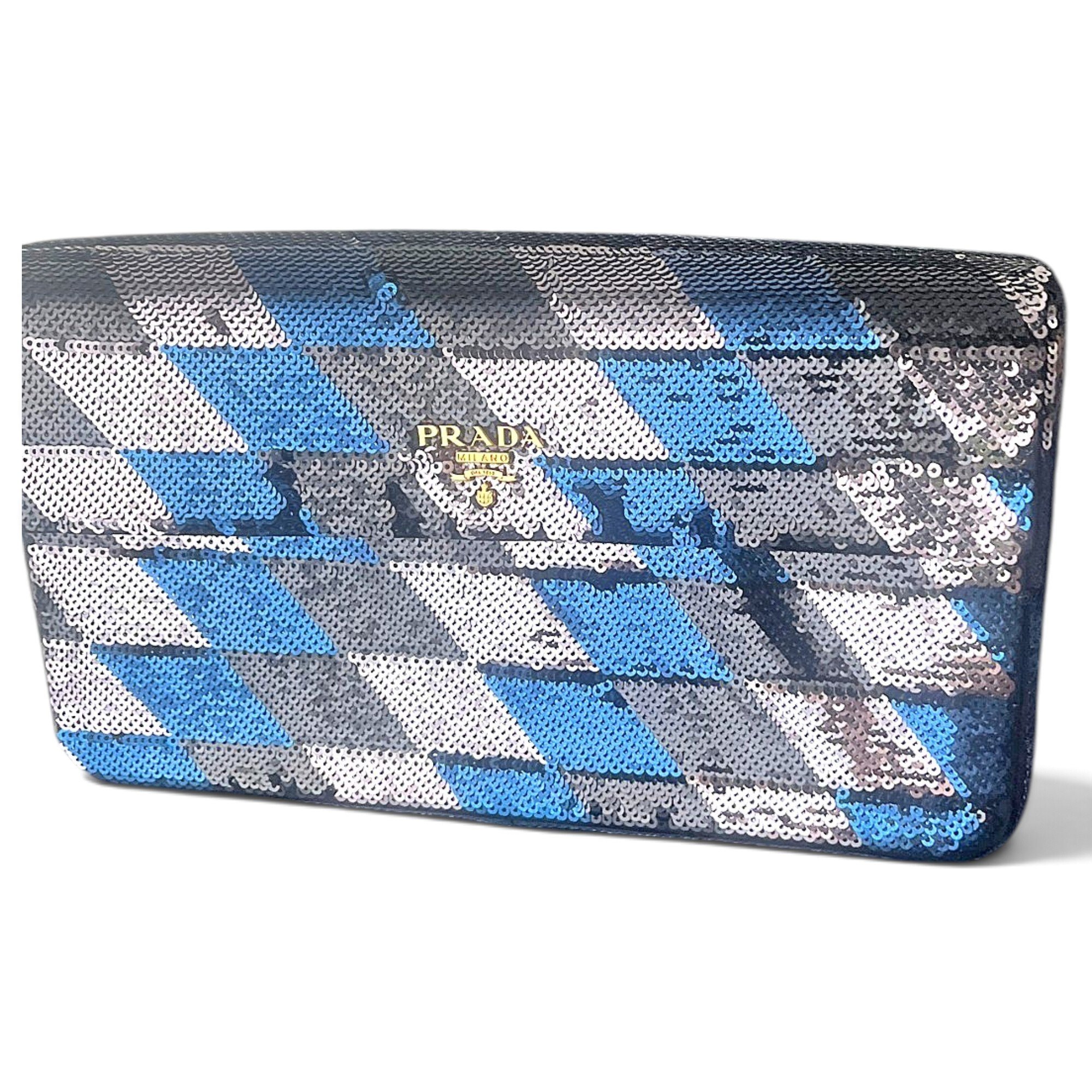 Glitter clutch bag