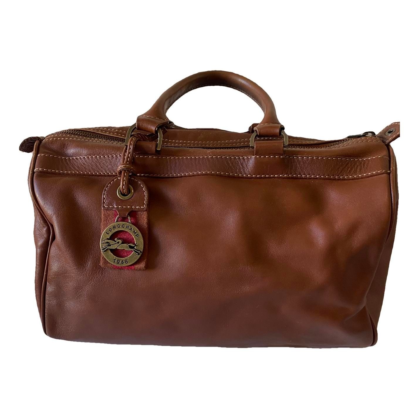 Leather travel bag