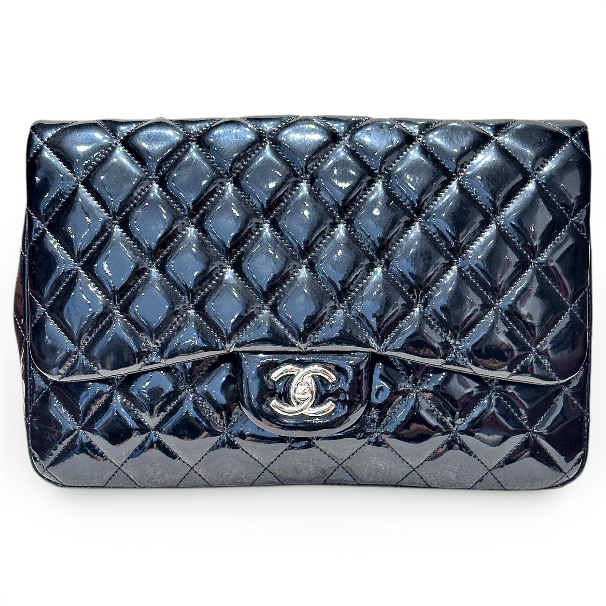 Timeless/Classique patent leather crossbody bag