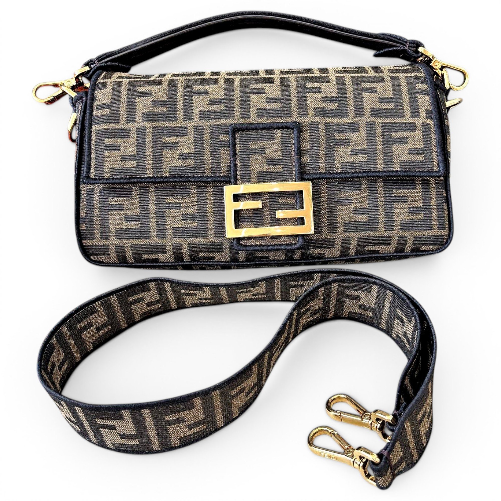 Baguette leather handbag