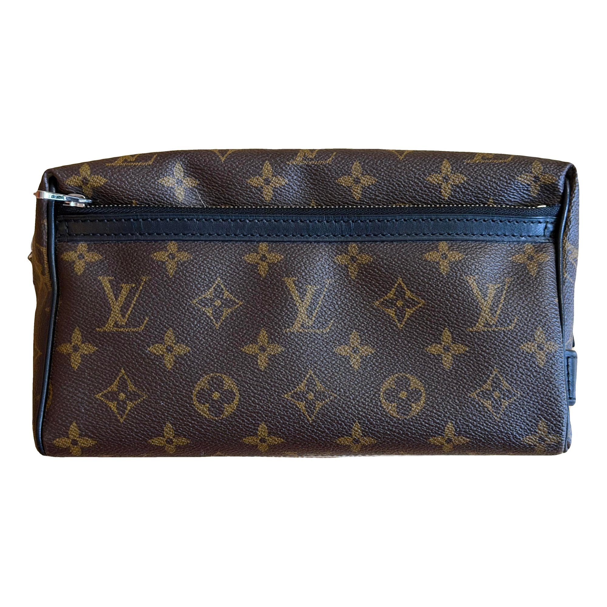 Trousse de Toilette leather vanity case