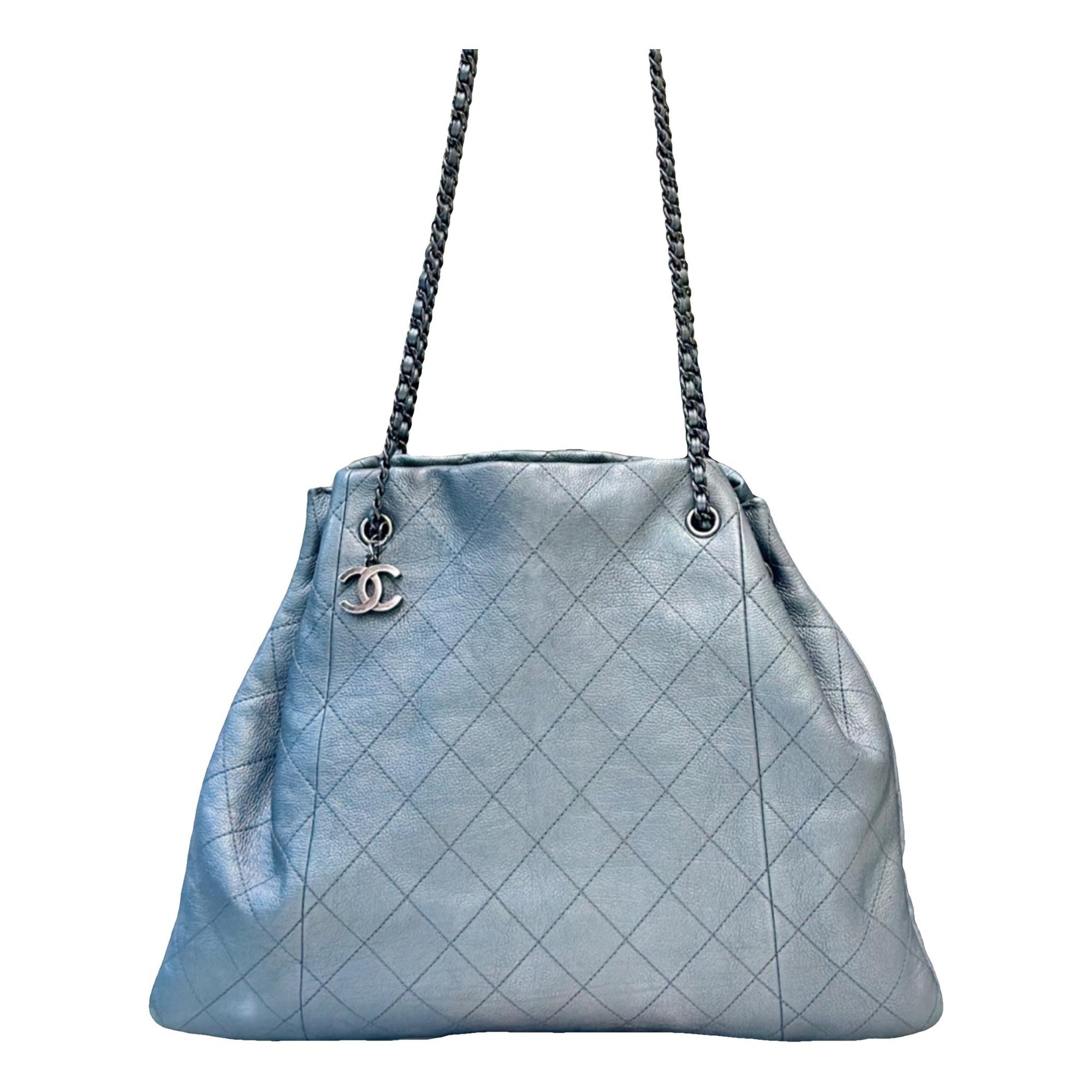 Leather tote