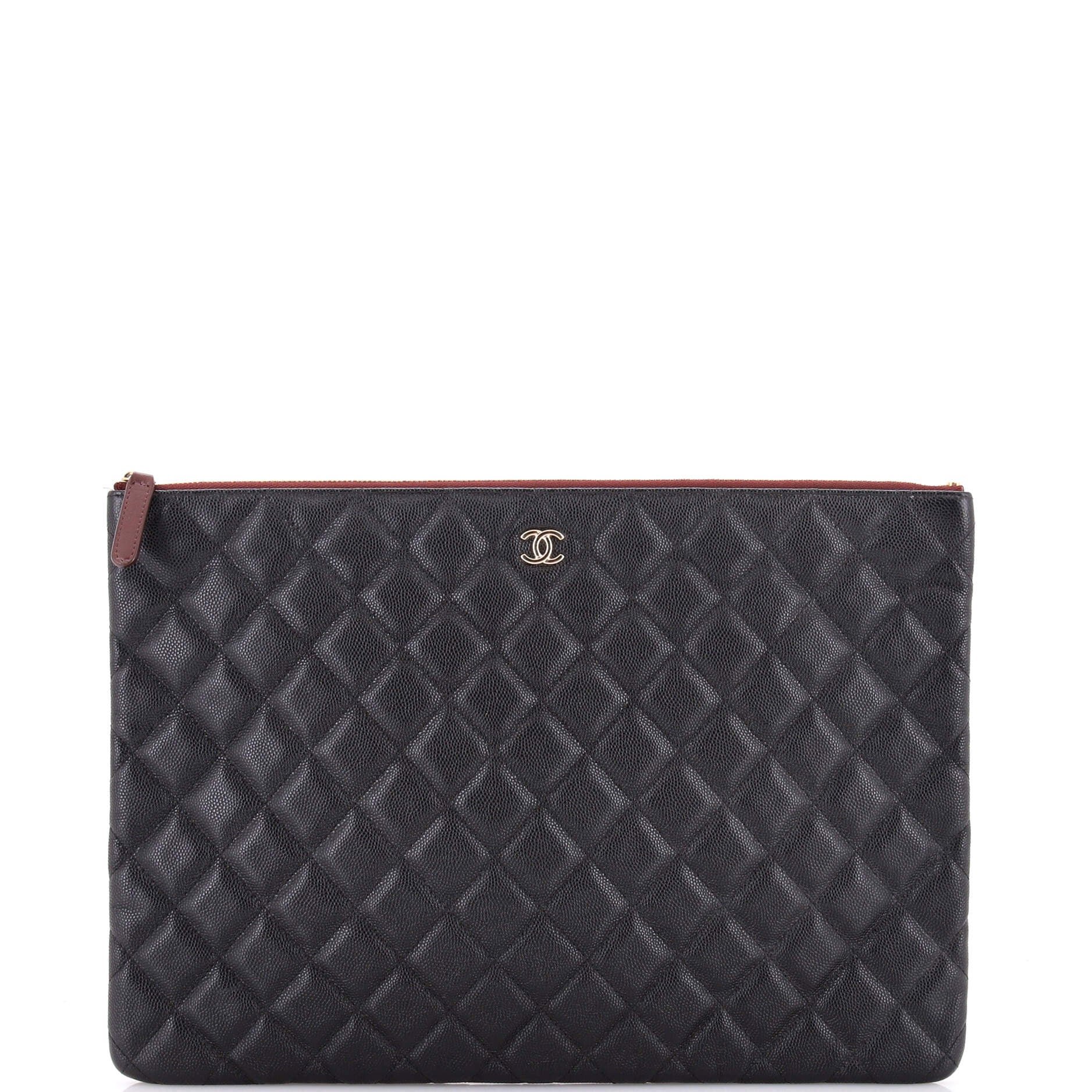 O Case Clutch Quilted Caviar Large