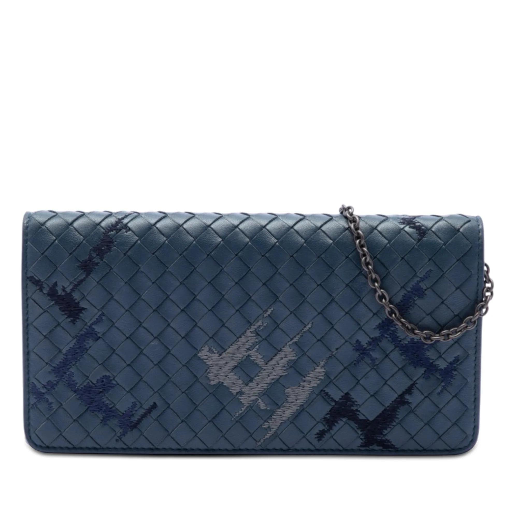 Veneta leather crossbody bag