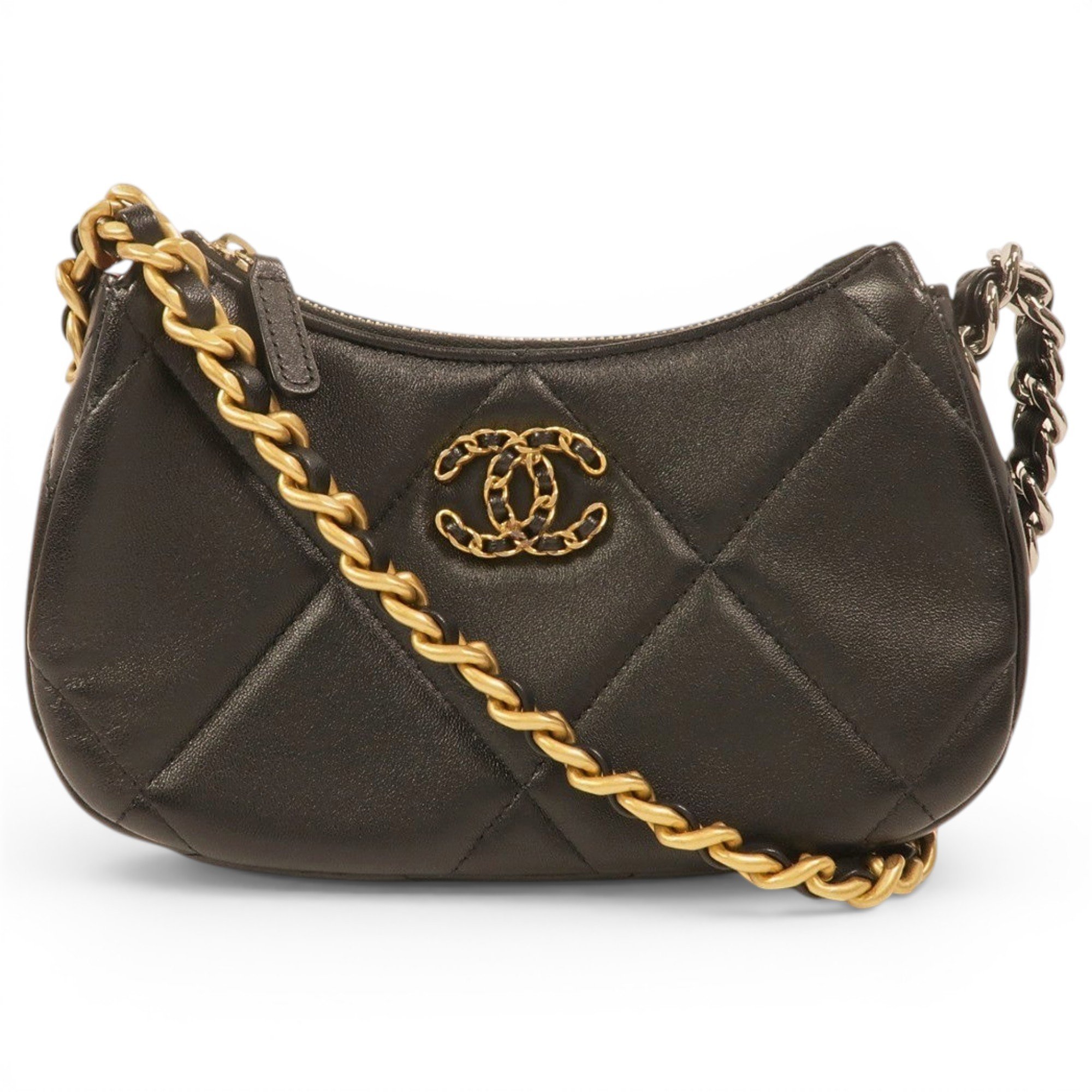 Chanel 19 leather handbag