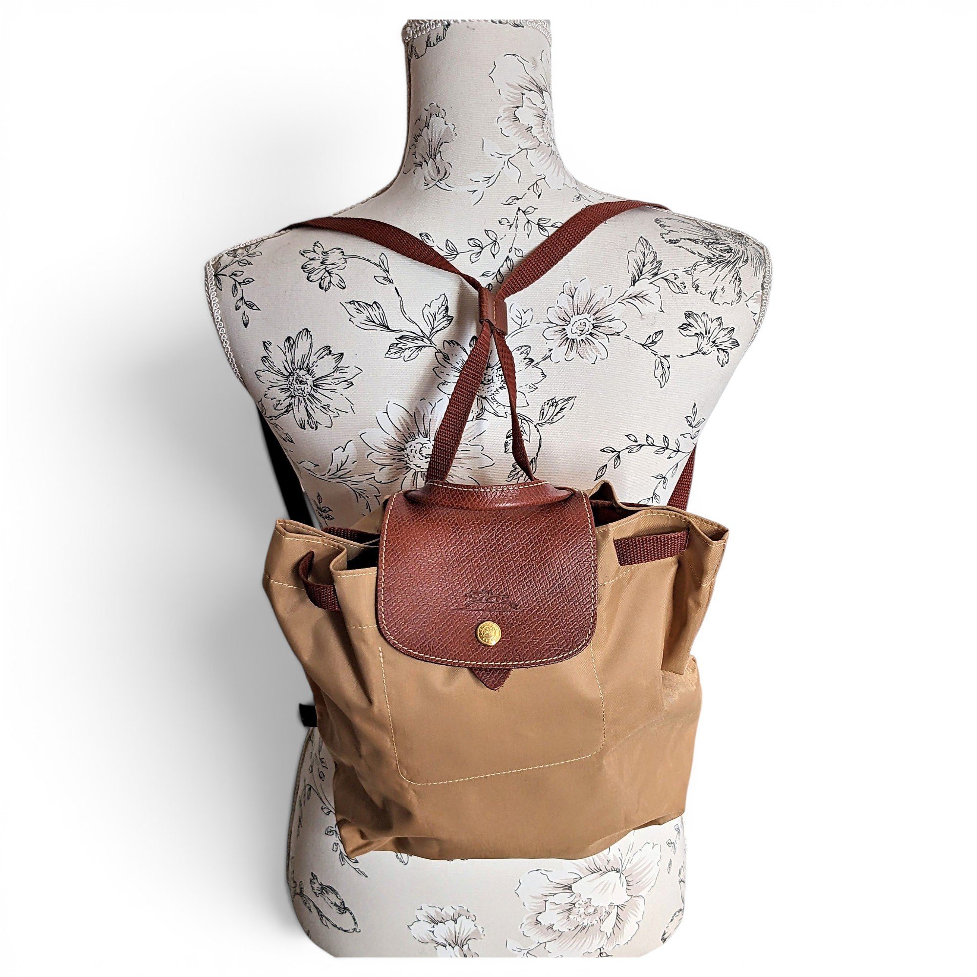 Cloth backpack
