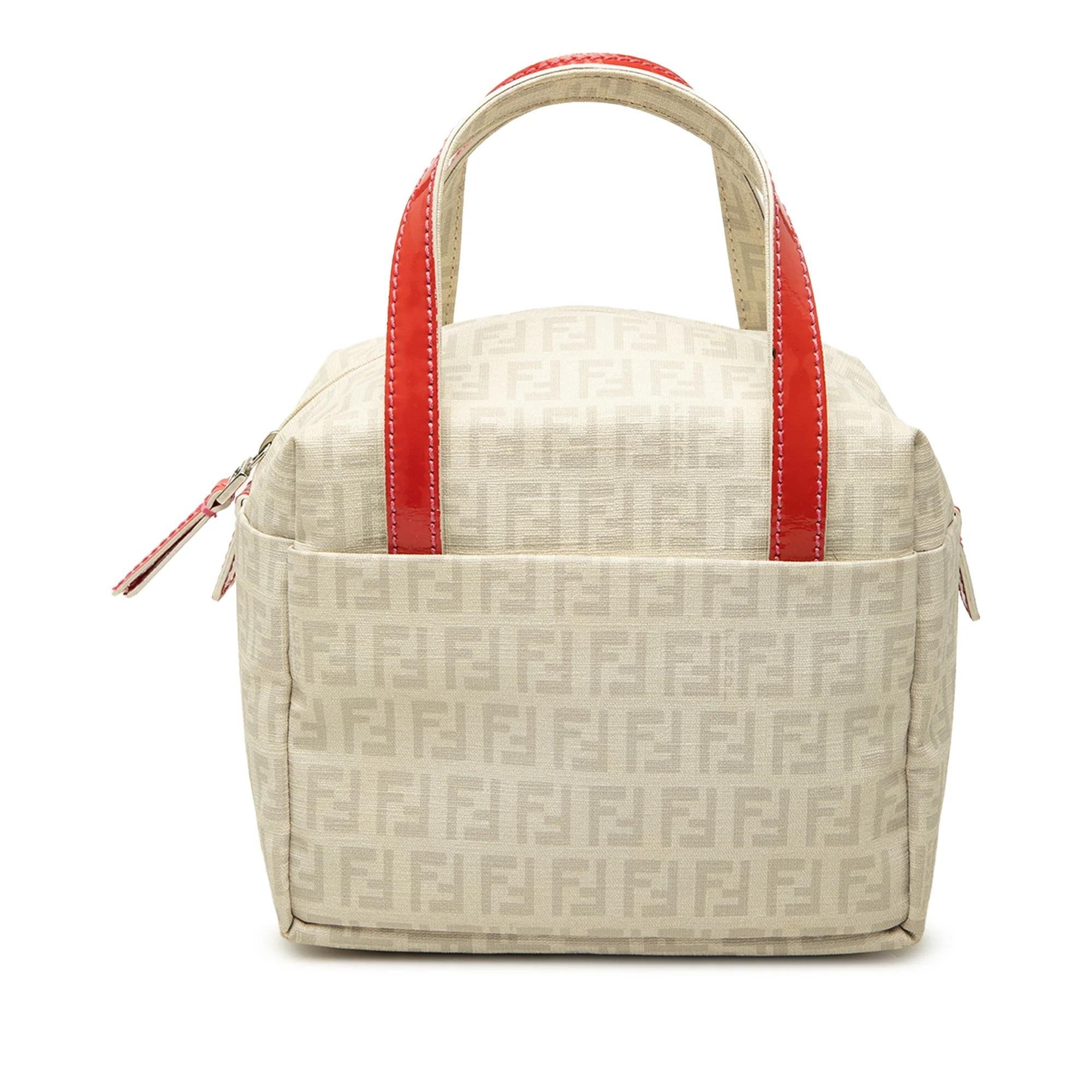 Pocket leather handbag