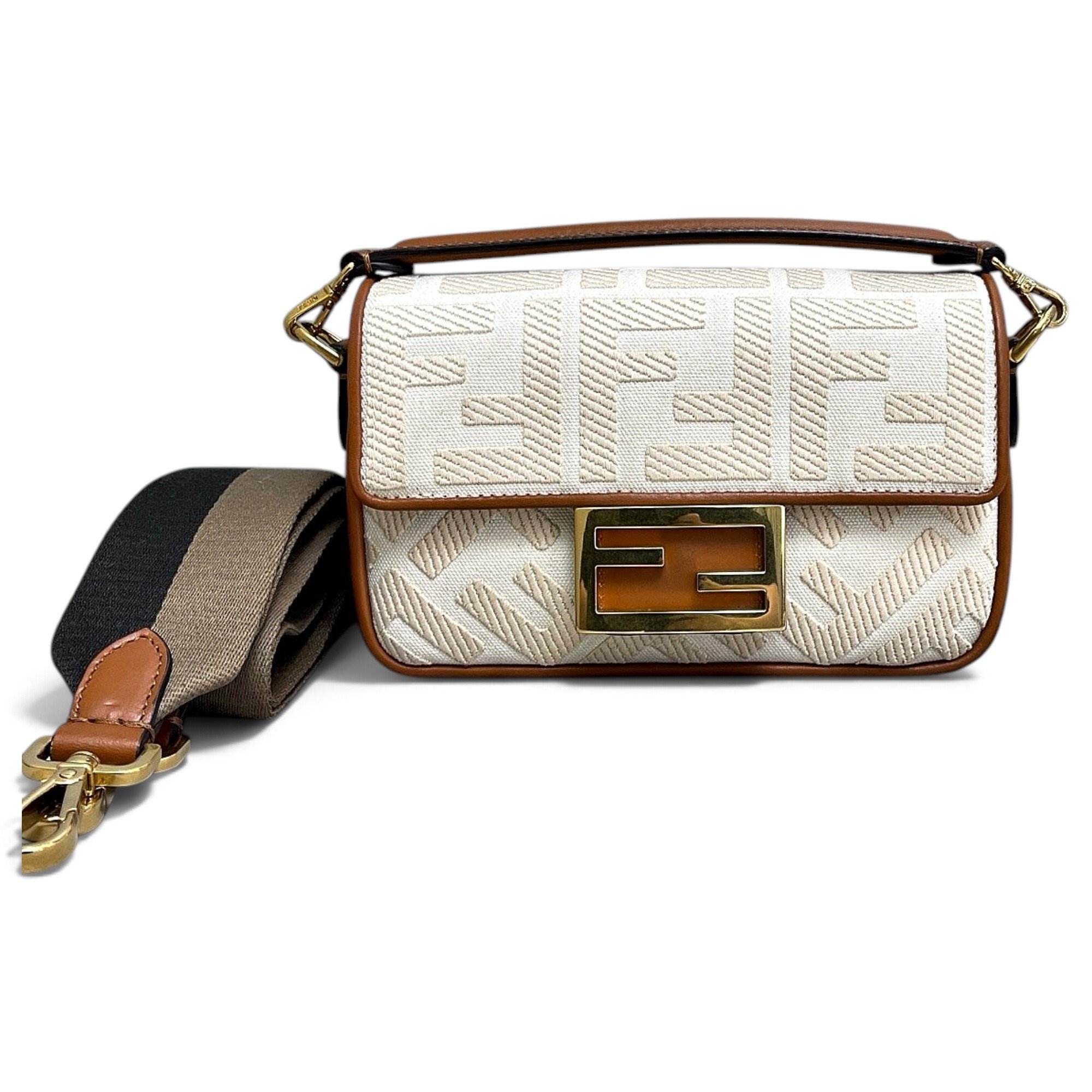 Baguette cloth handbag