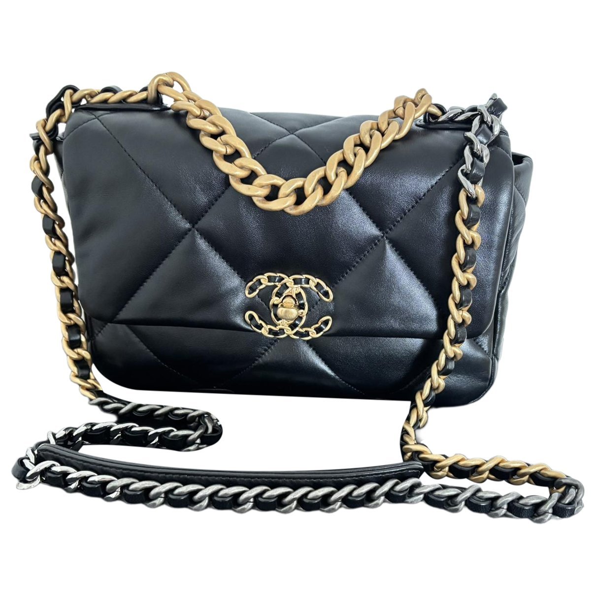Chanel 19 leather handbag