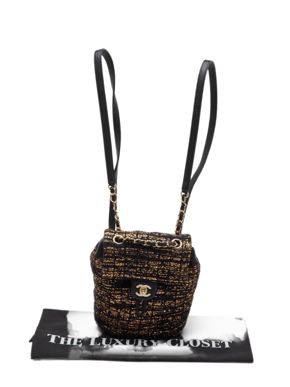2019 Urban Spirit foldover-top backpack
