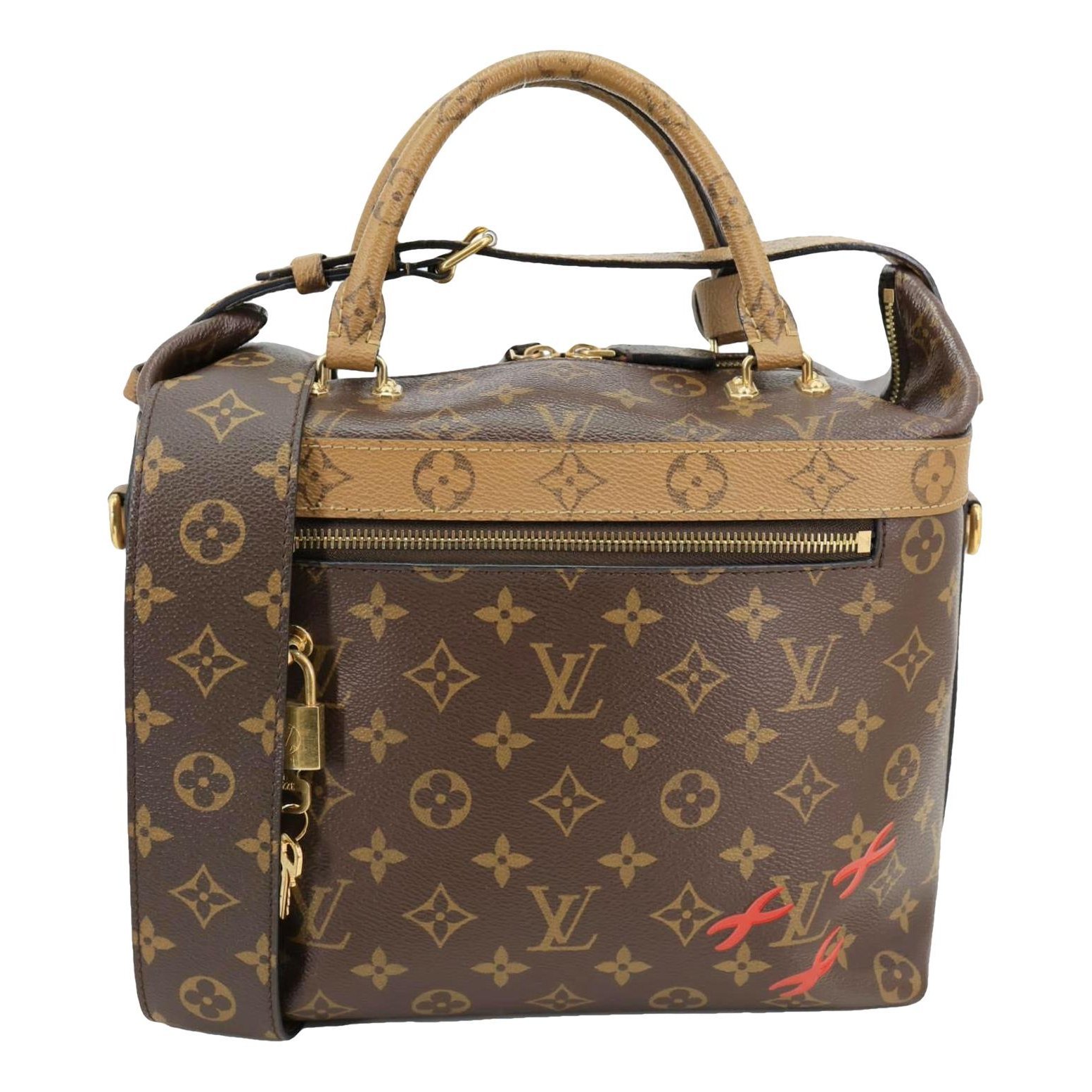 Louis Vuitton Leather handbag