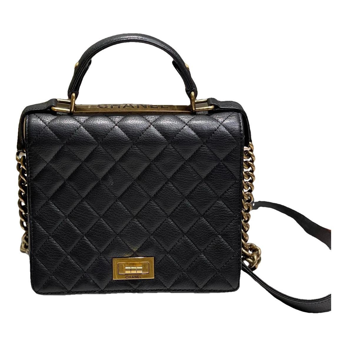 Timeless Classique Top Handle leather handbag