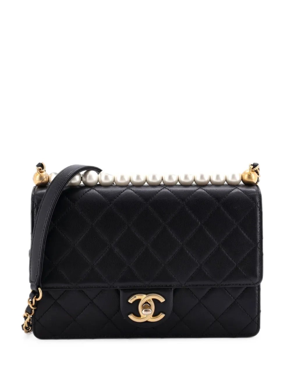 Chic Pearls Flap Bag Quilted Lambskin Small shoulder bag