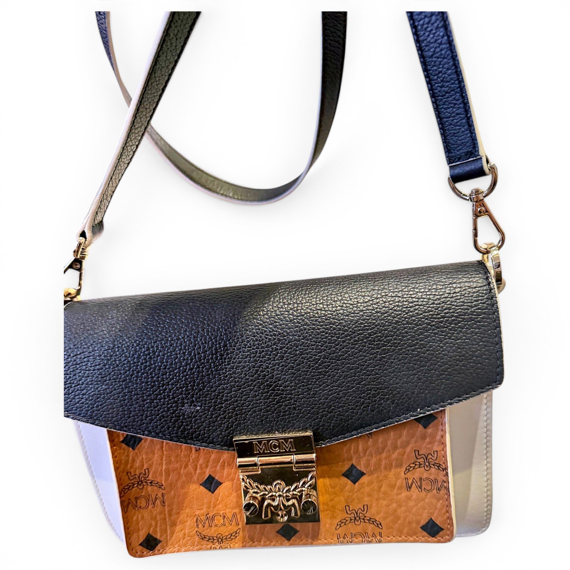 Patricia leather crossbody bag