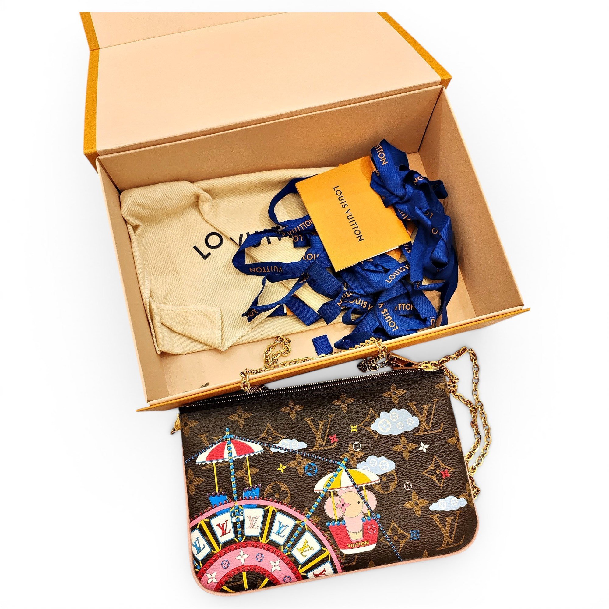 Cloth clutch bag