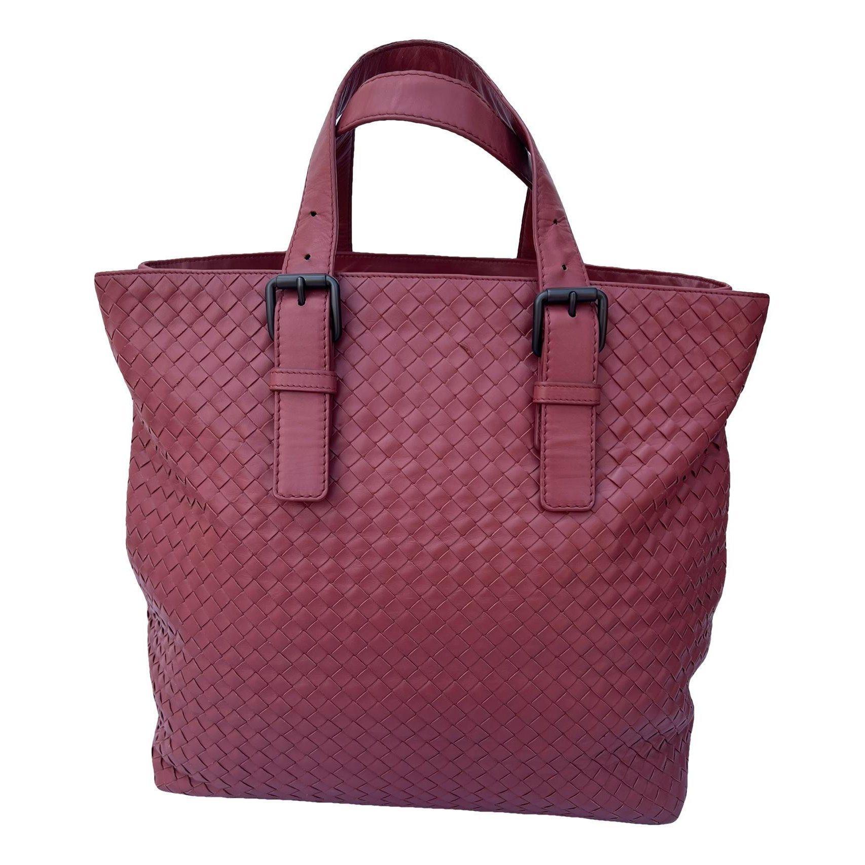 Leather tote