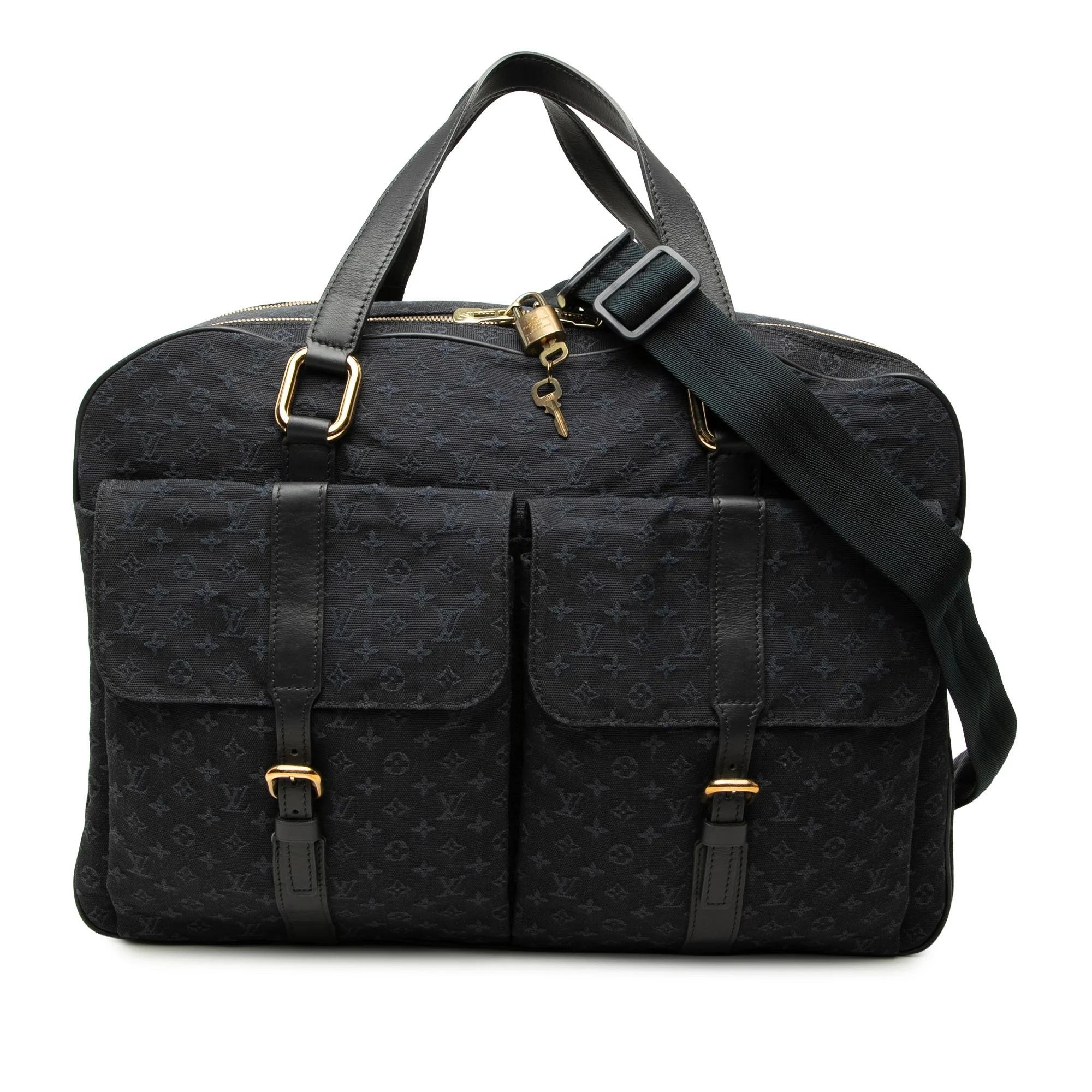 Duffle leather handbag
