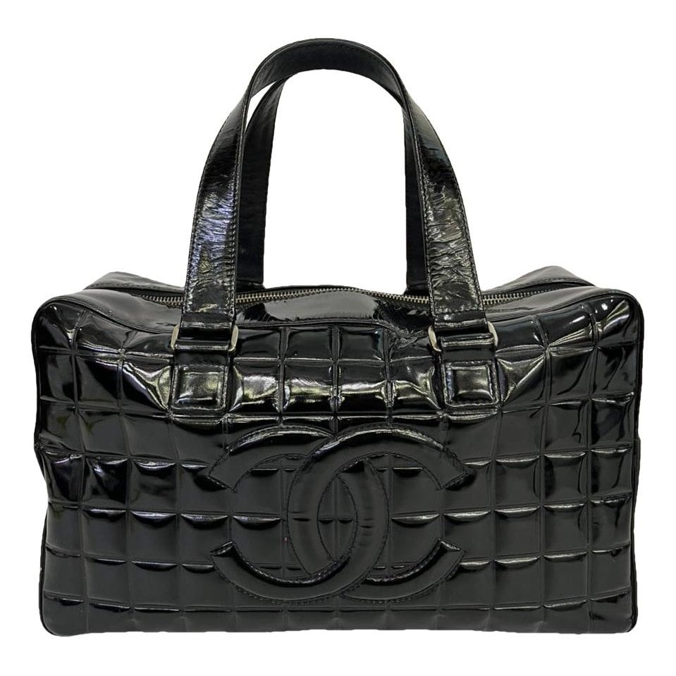 Patent leather handbag