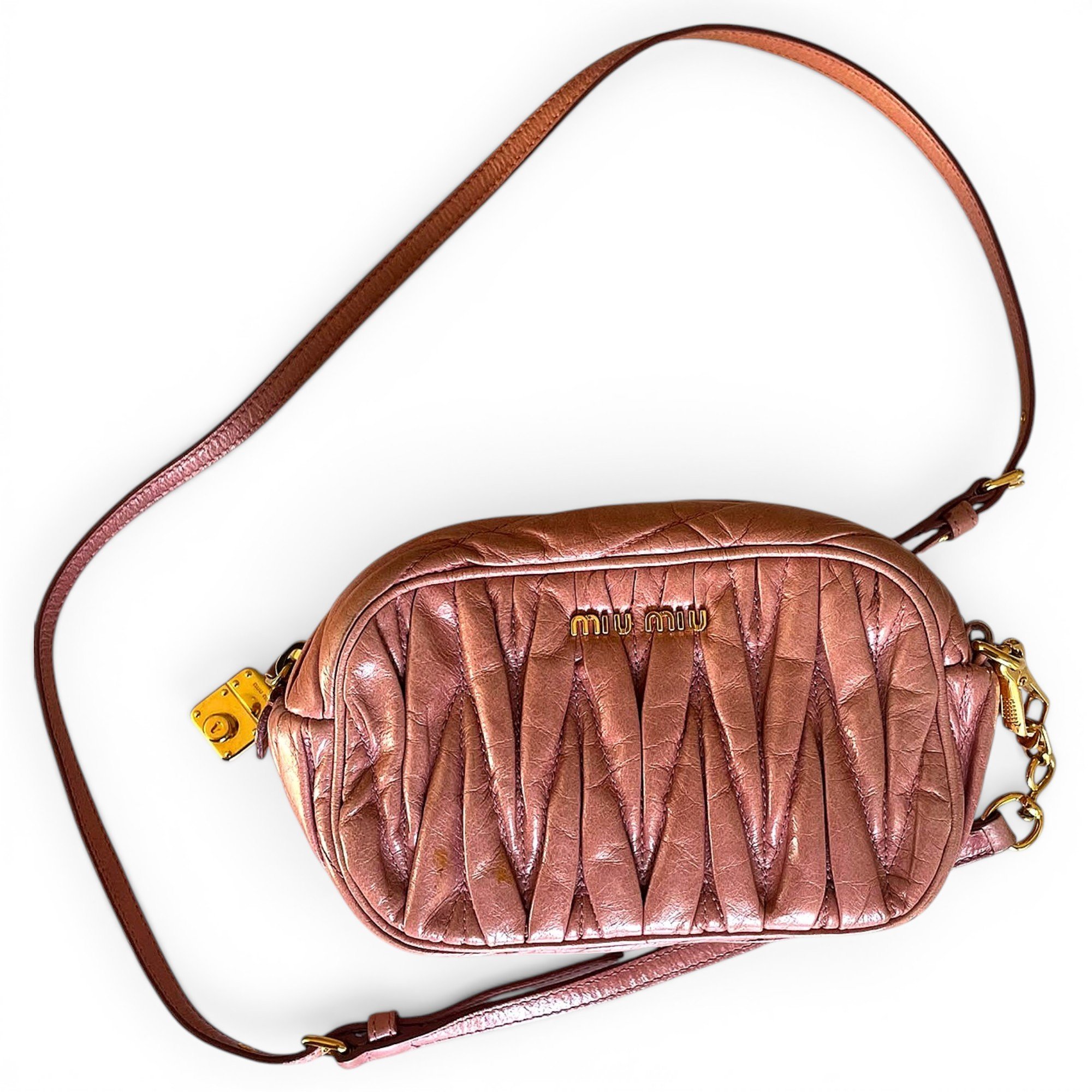 Matelassé leather crossbody bag