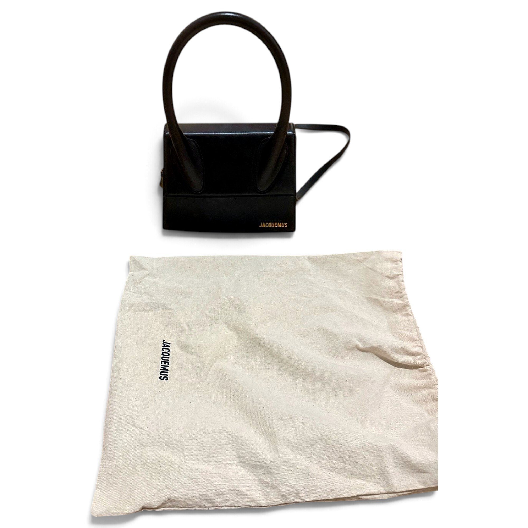 Le Grand Chiquito leather handbag