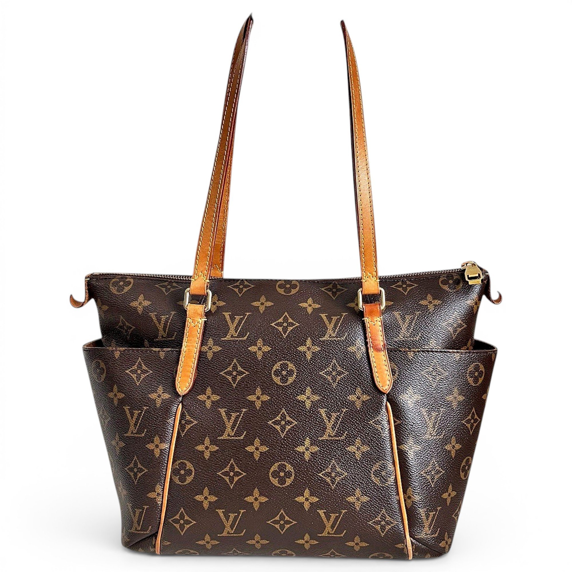 Totally leather handbag